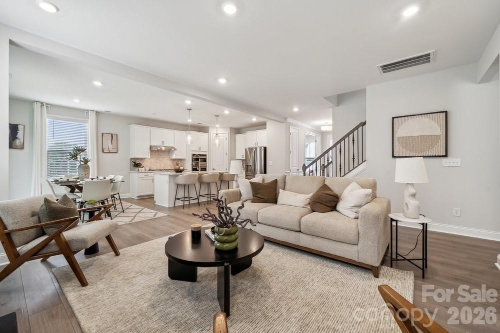 5029 Duval Circle — Tega Cay