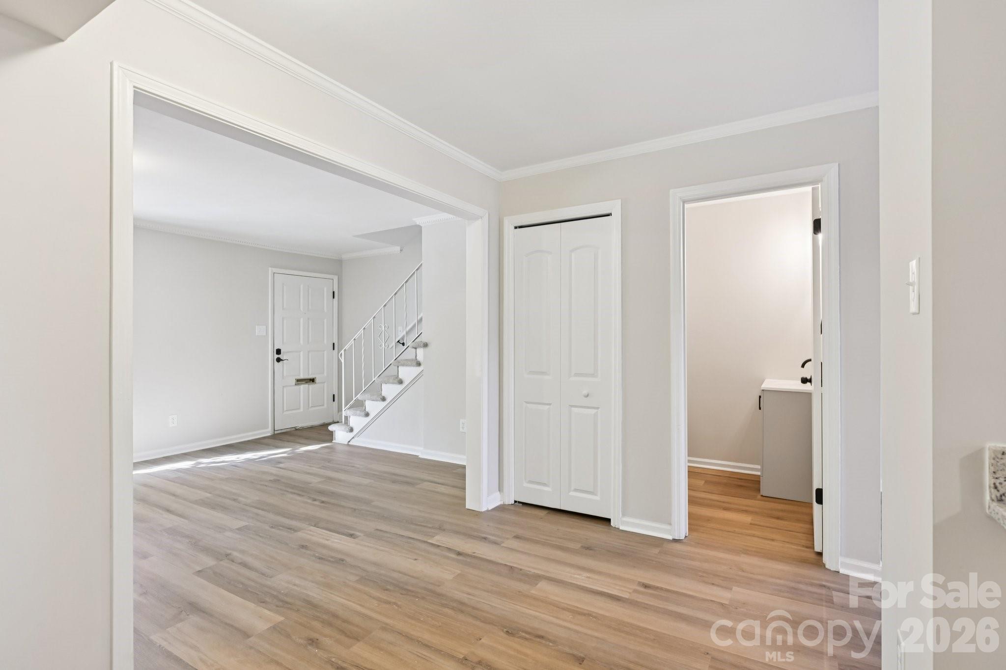 2231 Rexford Road #B — Charlotte