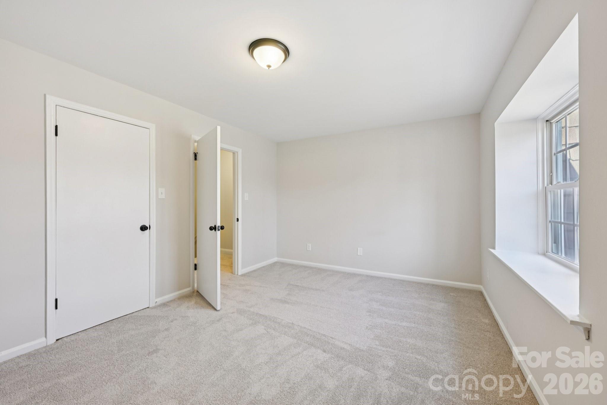2231 Rexford Road #B — Charlotte