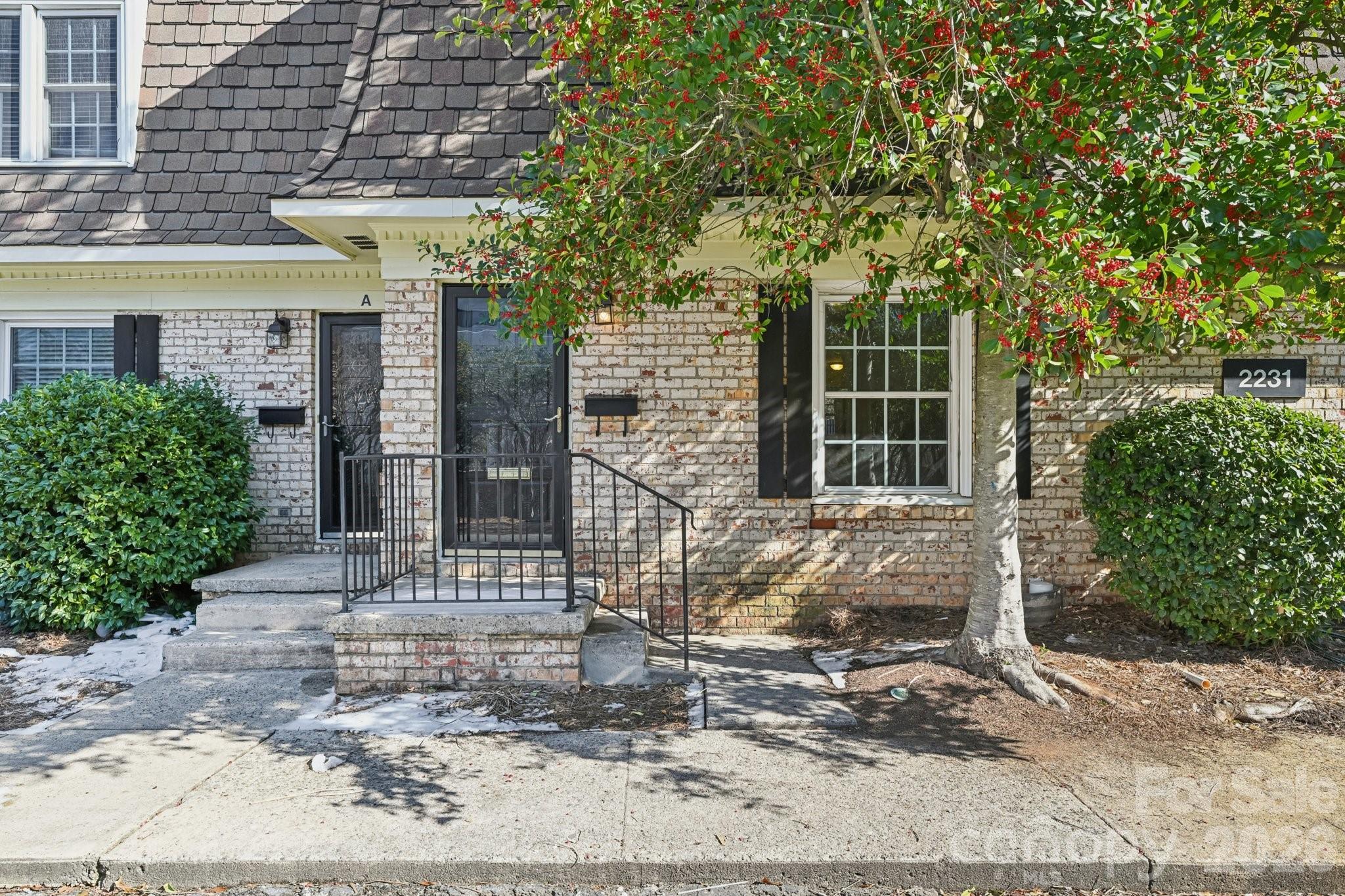 2231 Rexford Road #B — Charlotte