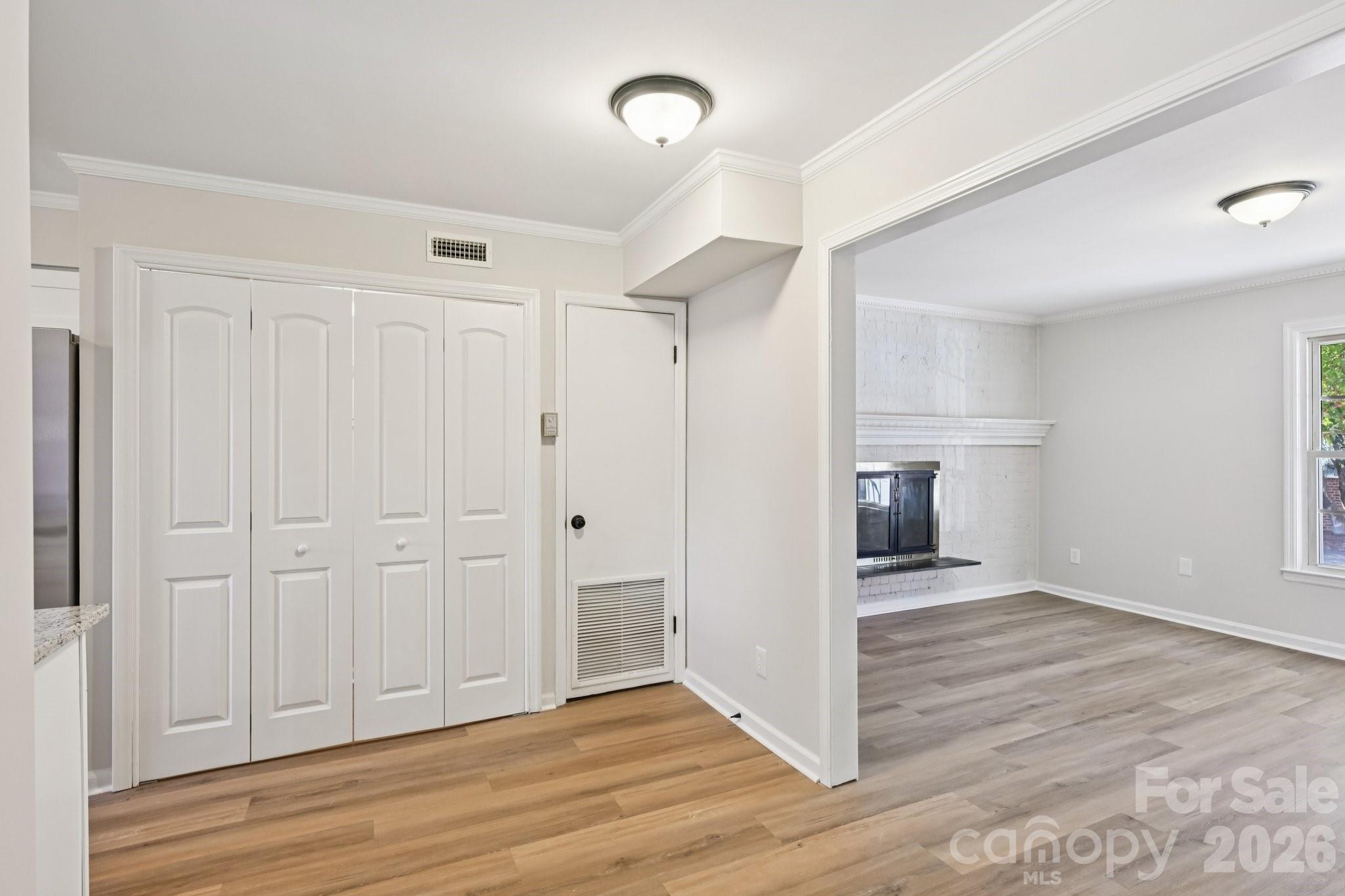 2231 Rexford Road #B — Charlotte