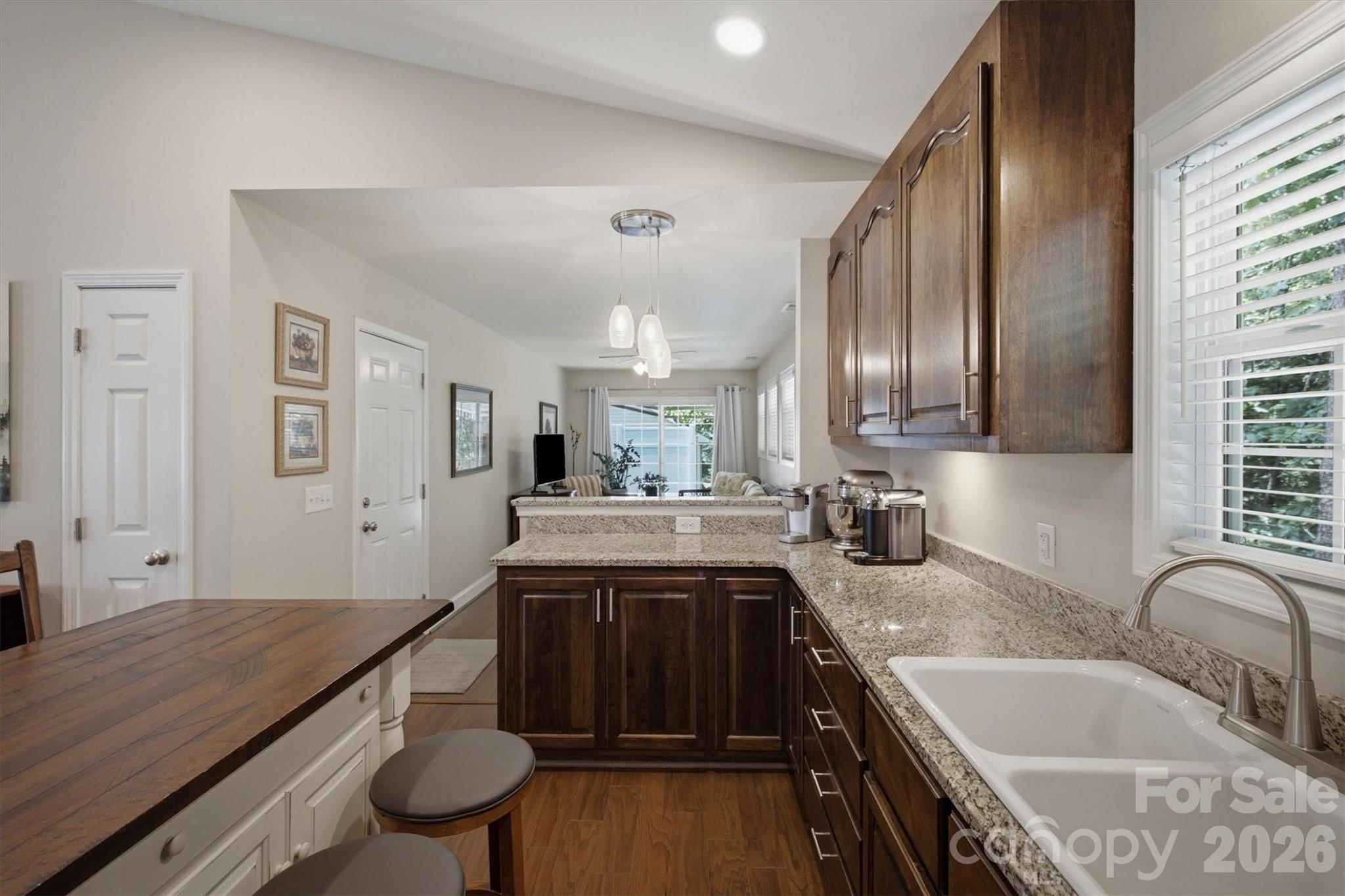 122 Lady Slipper Lane SW — Valdese