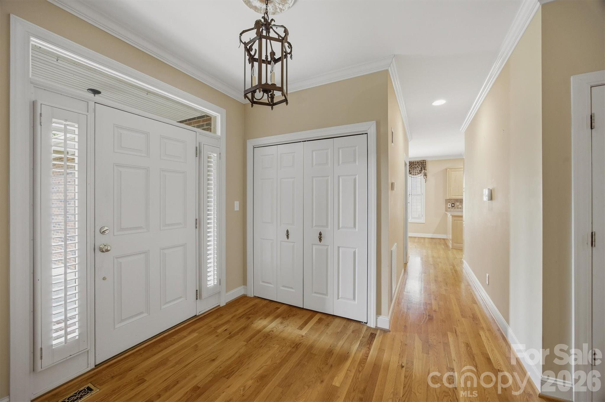 100 Crosscreek Drive — Morganton