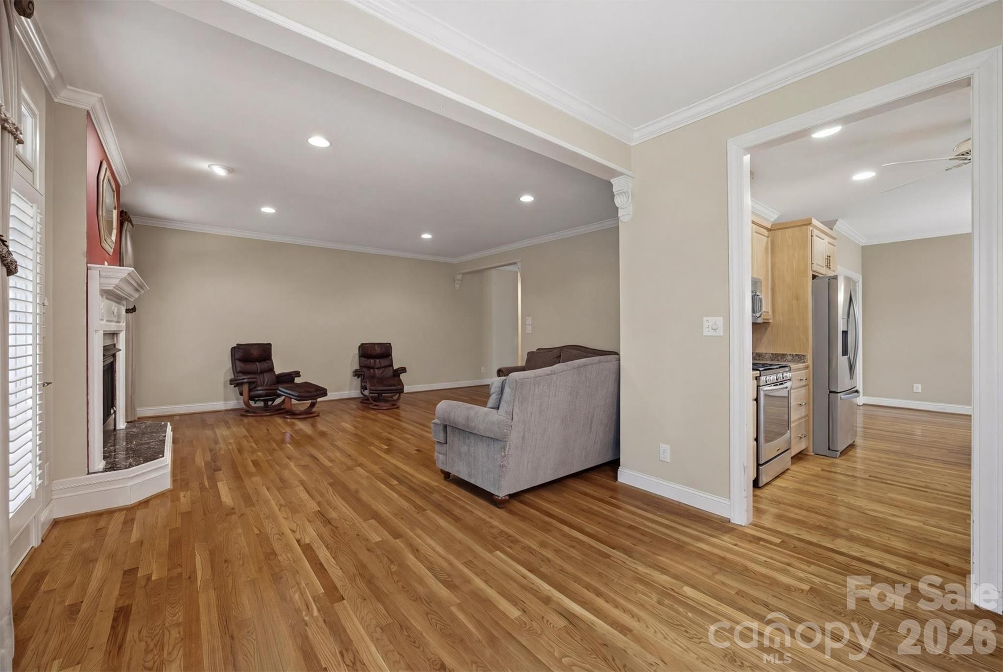 100 Crosscreek Drive — Morganton