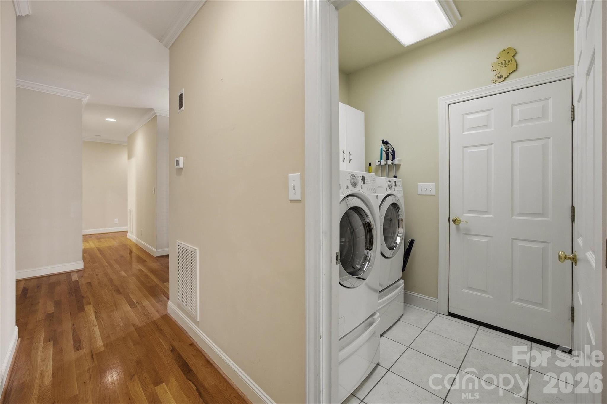 100 Crosscreek Drive — Morganton