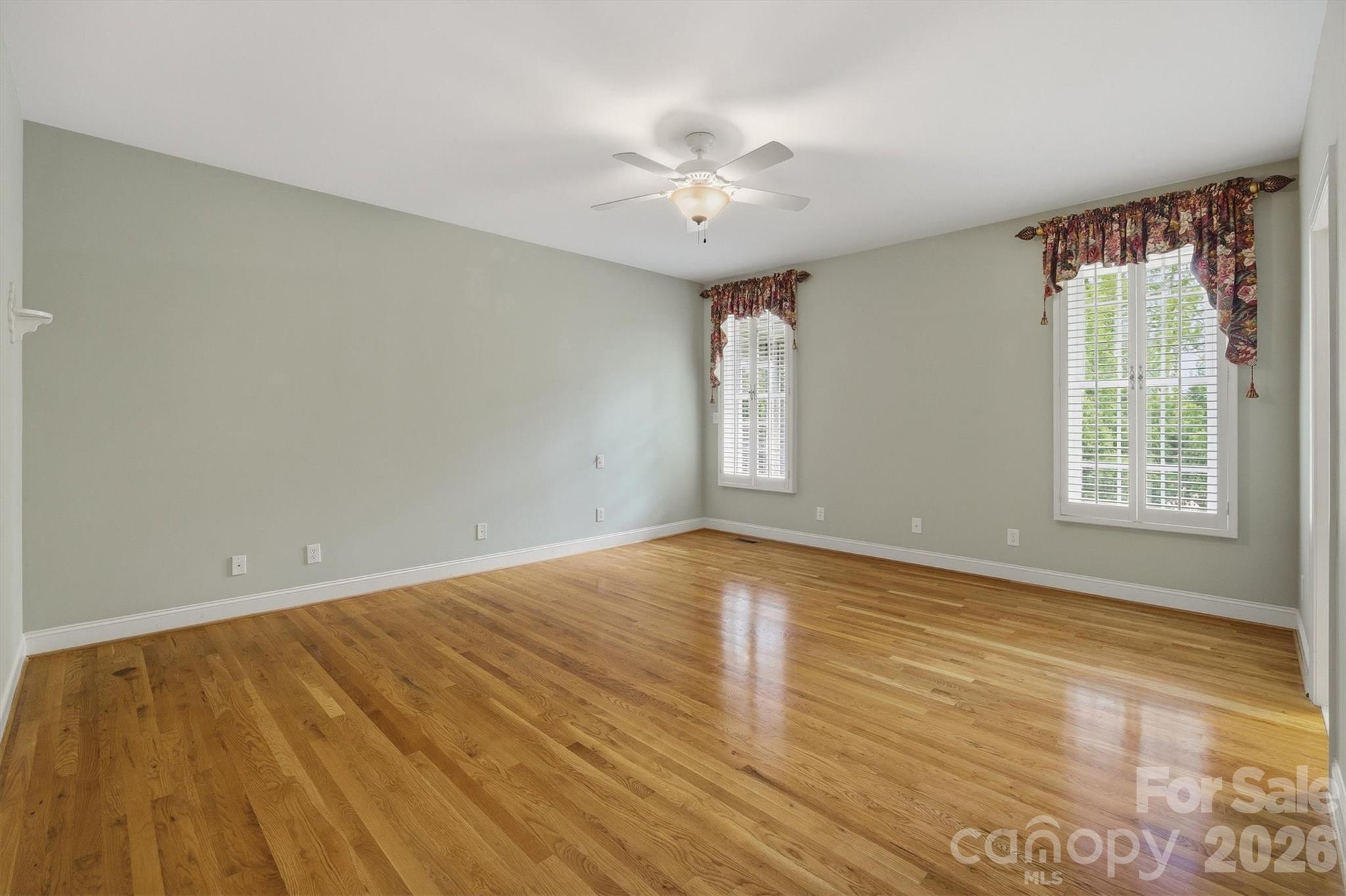 100 Crosscreek Drive — Morganton