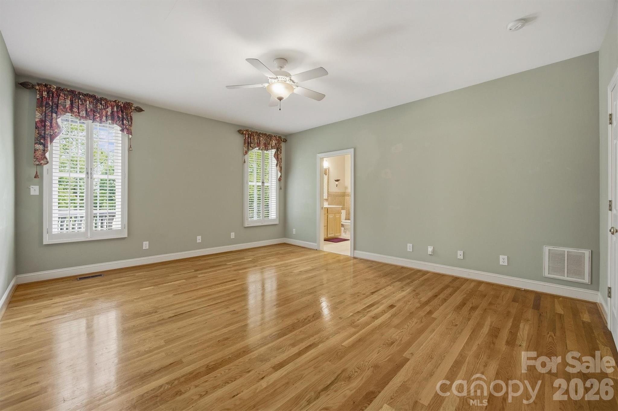 100 Crosscreek Drive — Morganton