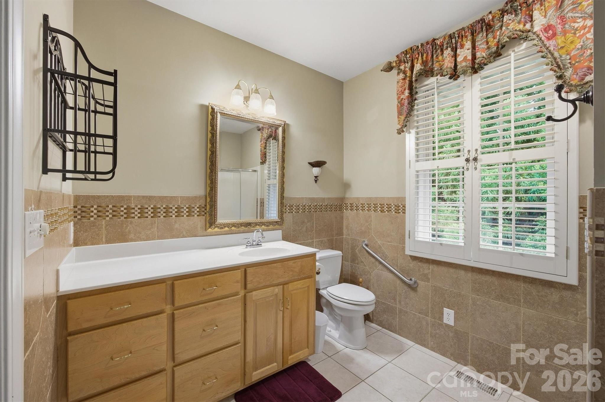 100 Crosscreek Drive — Morganton