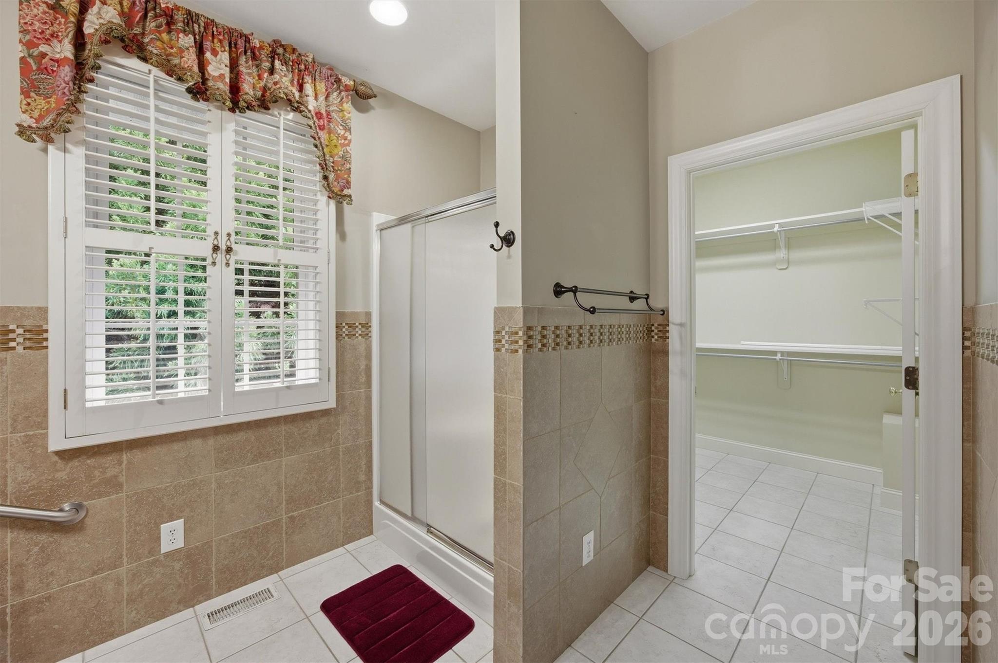 100 Crosscreek Drive — Morganton