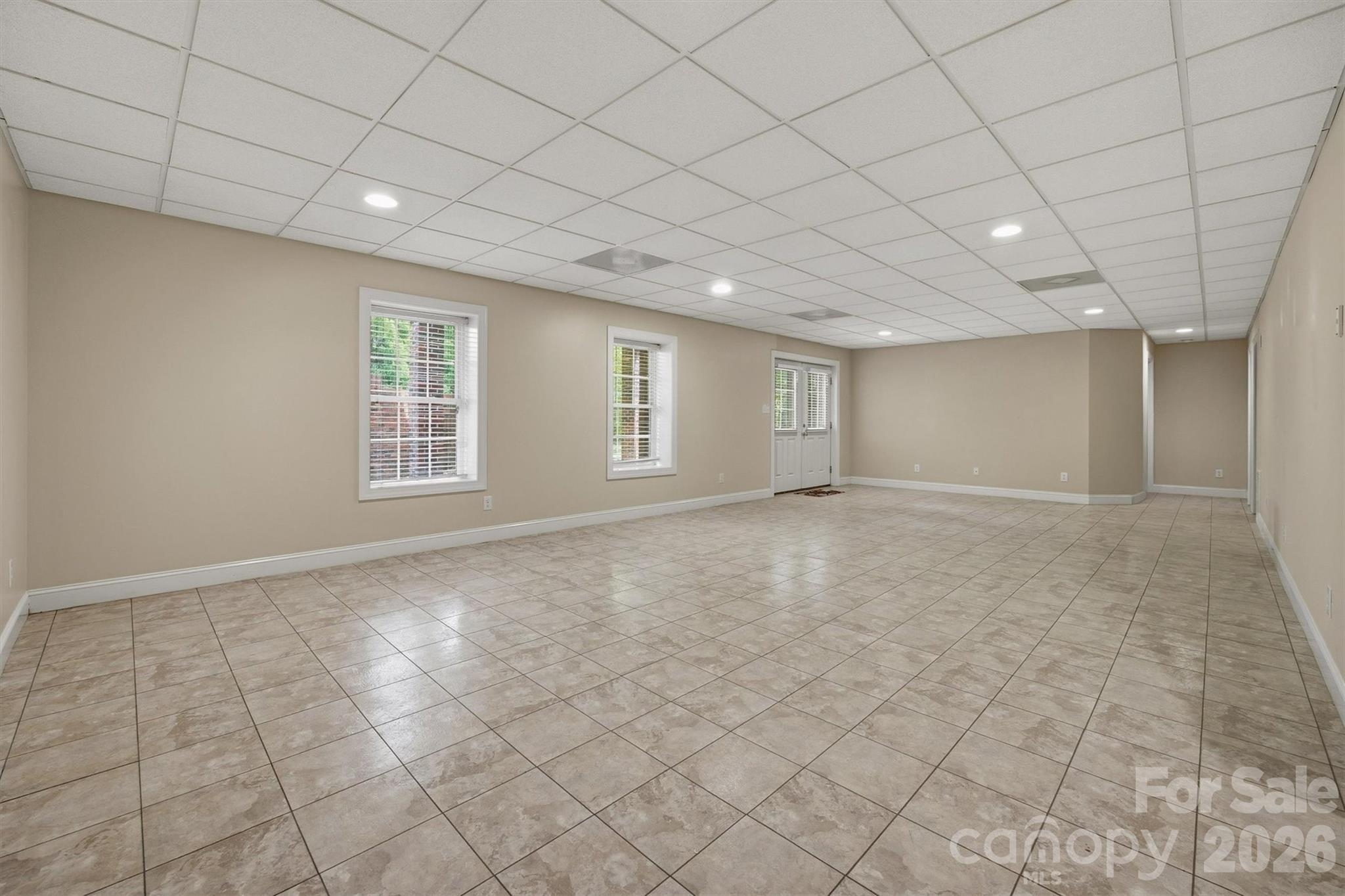 100 Crosscreek Drive — Morganton