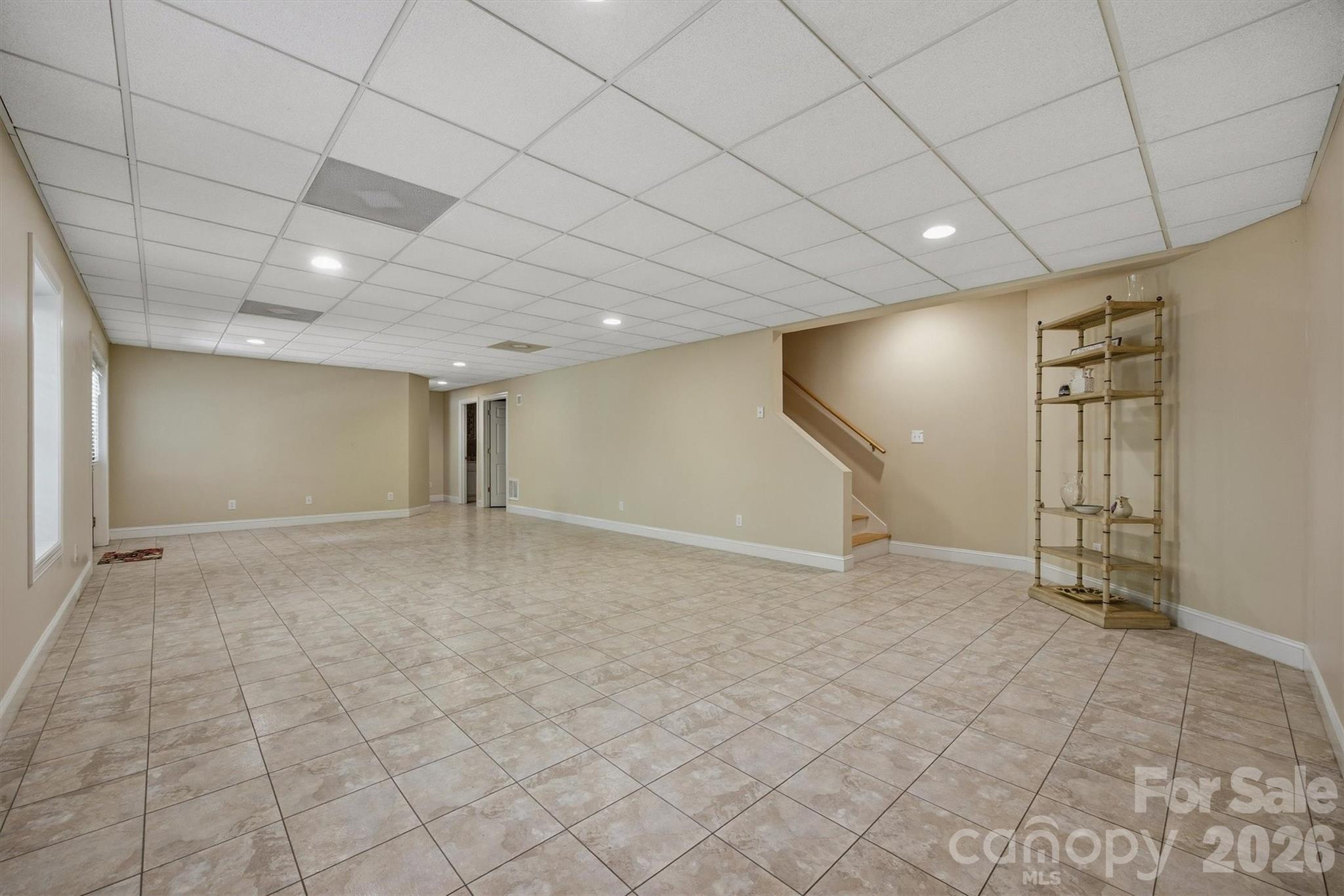 100 Crosscreek Drive — Morganton