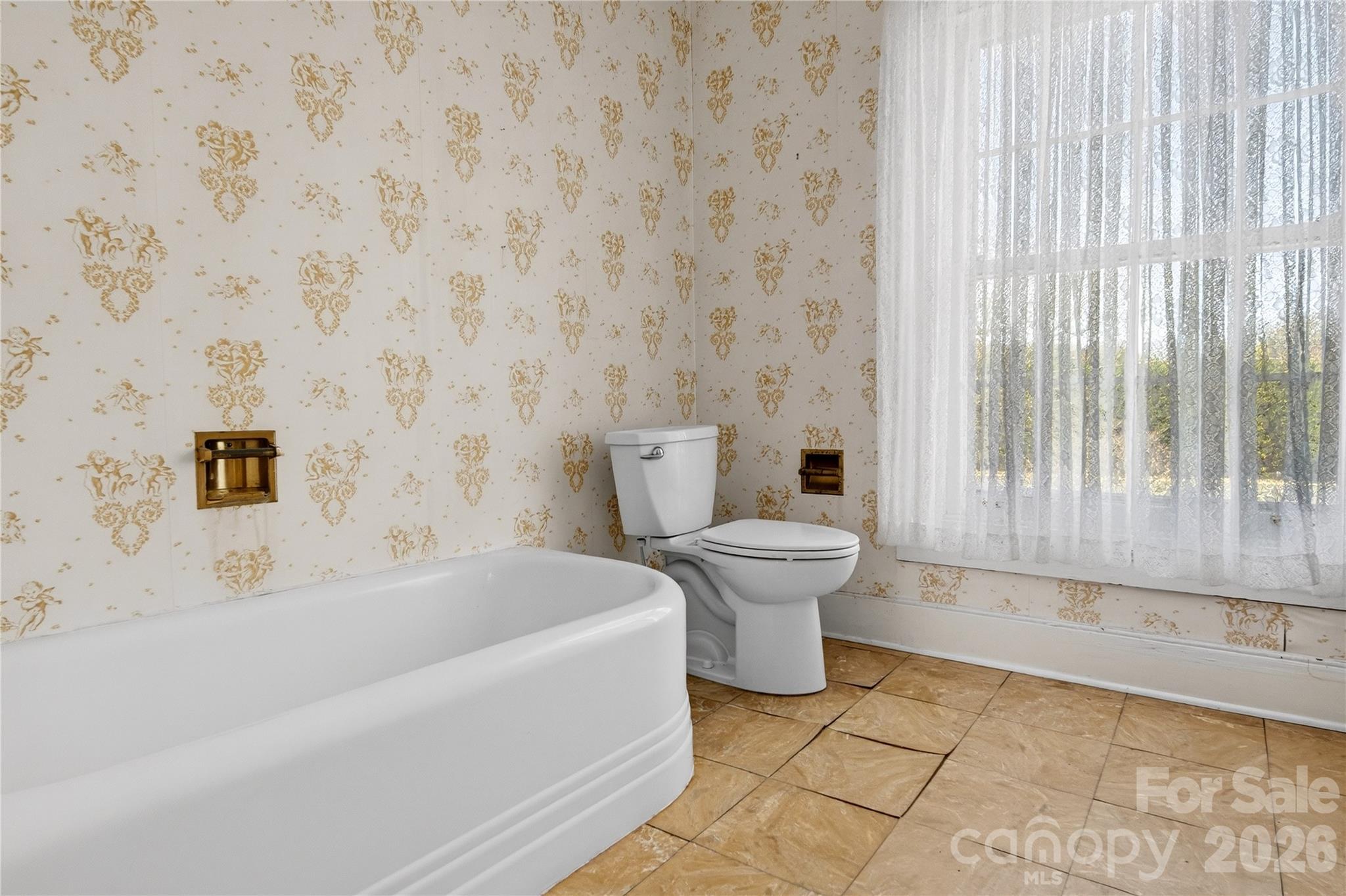 11124 Eastfield Road — Huntersville