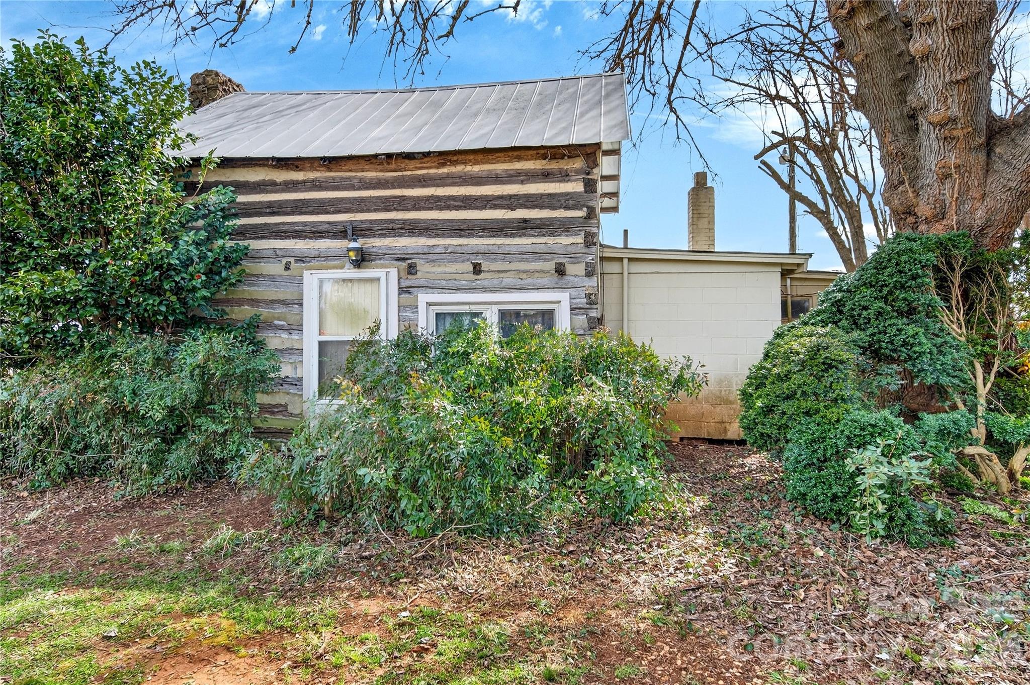 11124 Eastfield Road — Huntersville