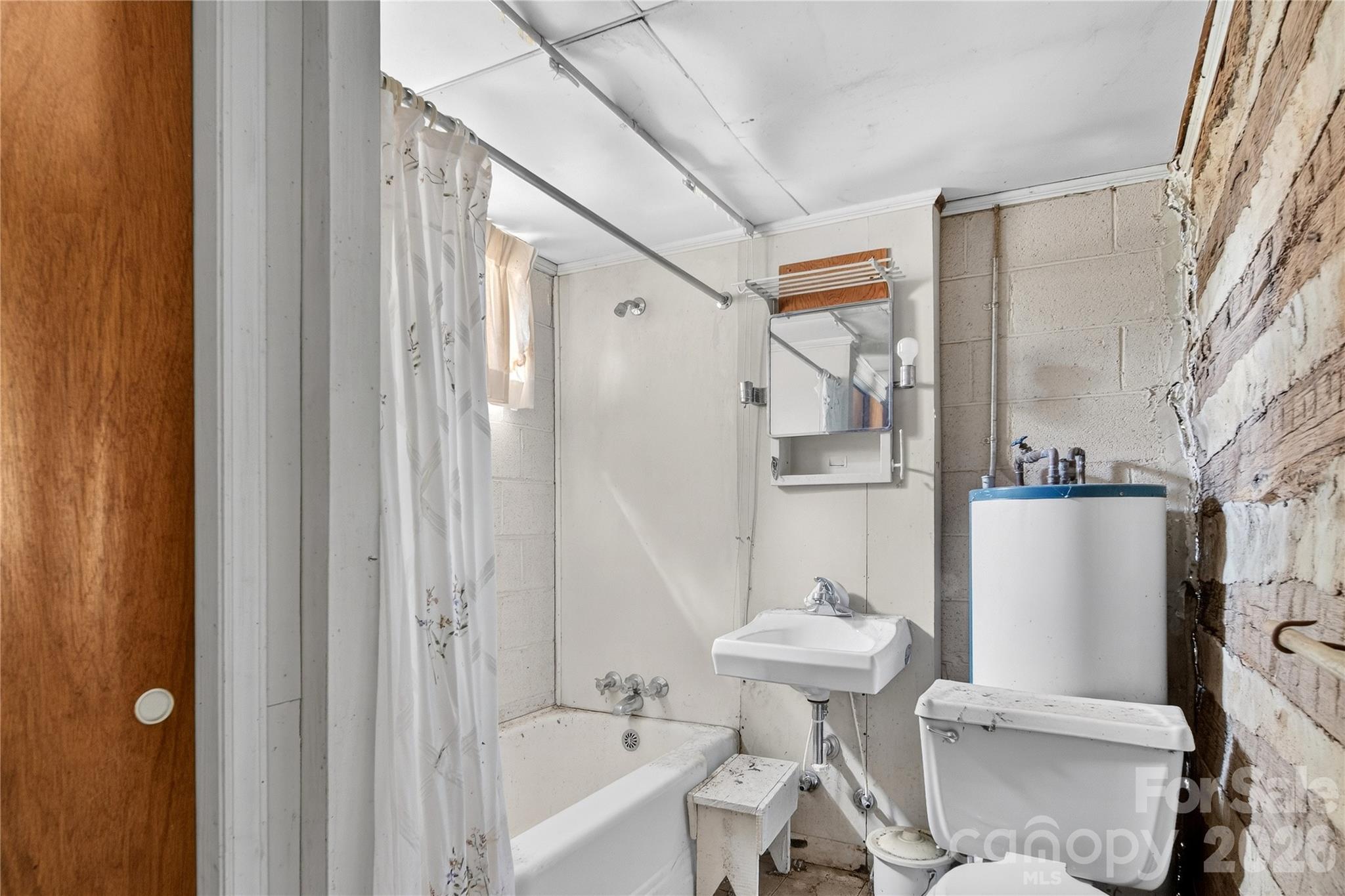 11124 Eastfield Road — Huntersville