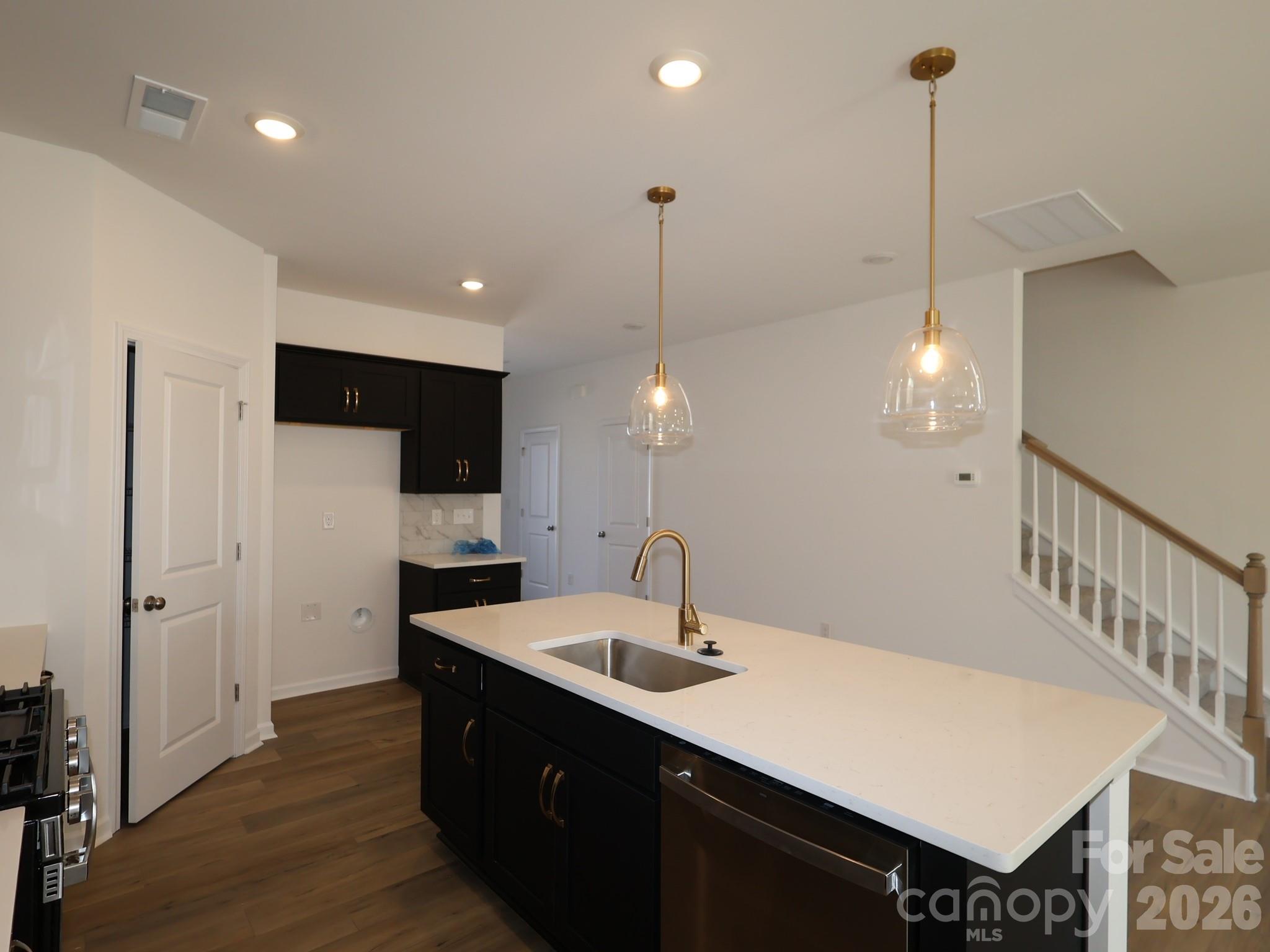810 Earhart Street NW — Concord
