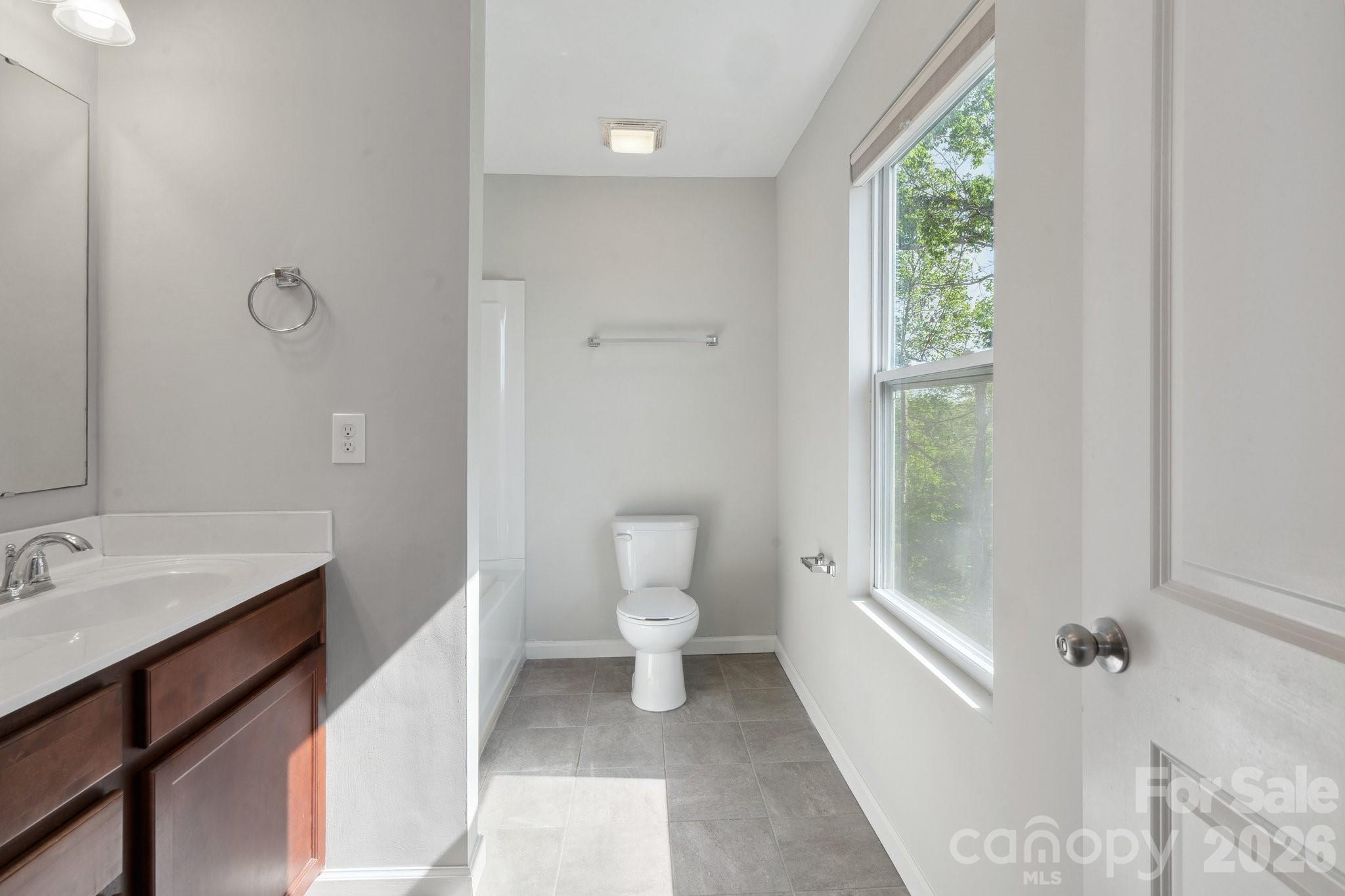 1175 Valley Street #111 — Statesville