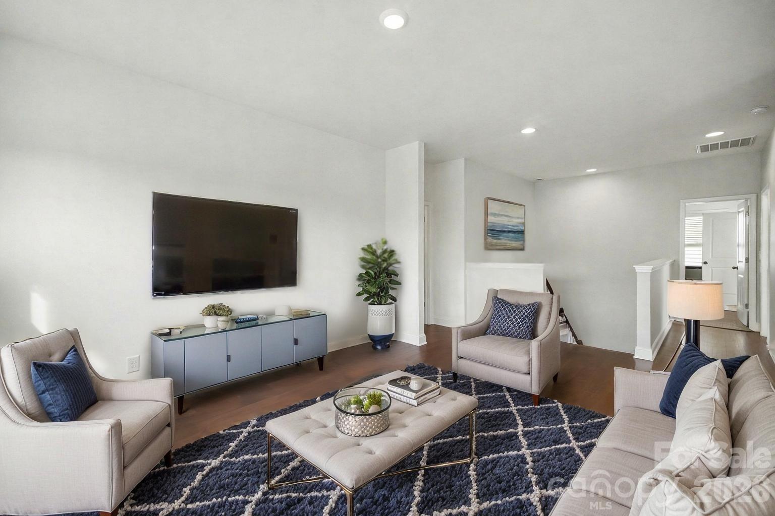 7200 Irongate Drive — Lancaster