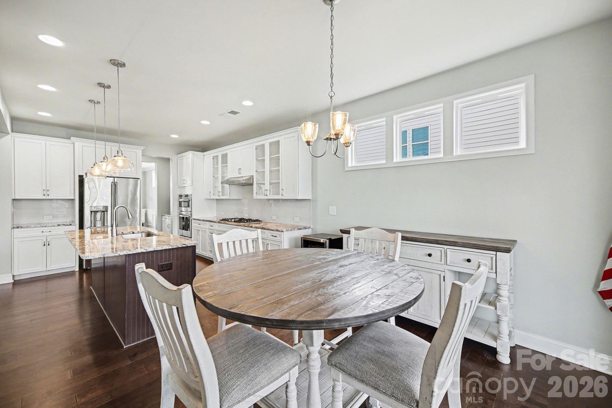 7200 Irongate Drive — Lancaster