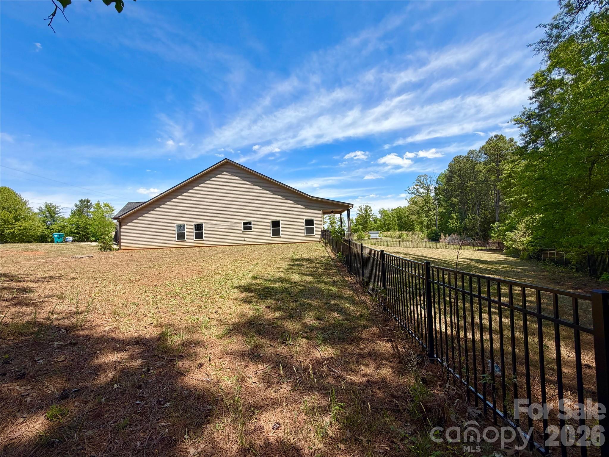 1473 Pleasant School Road — Gaffney