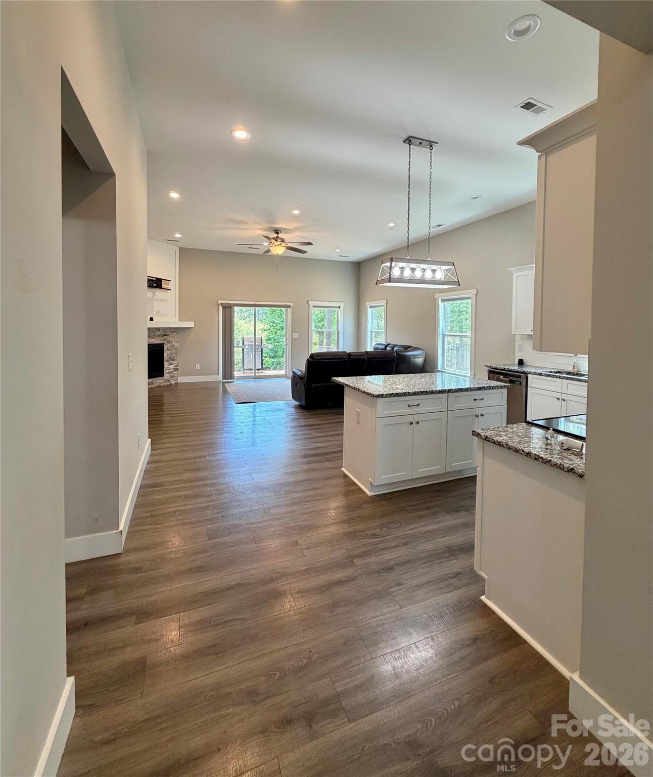1473 Pleasant School Road — Gaffney