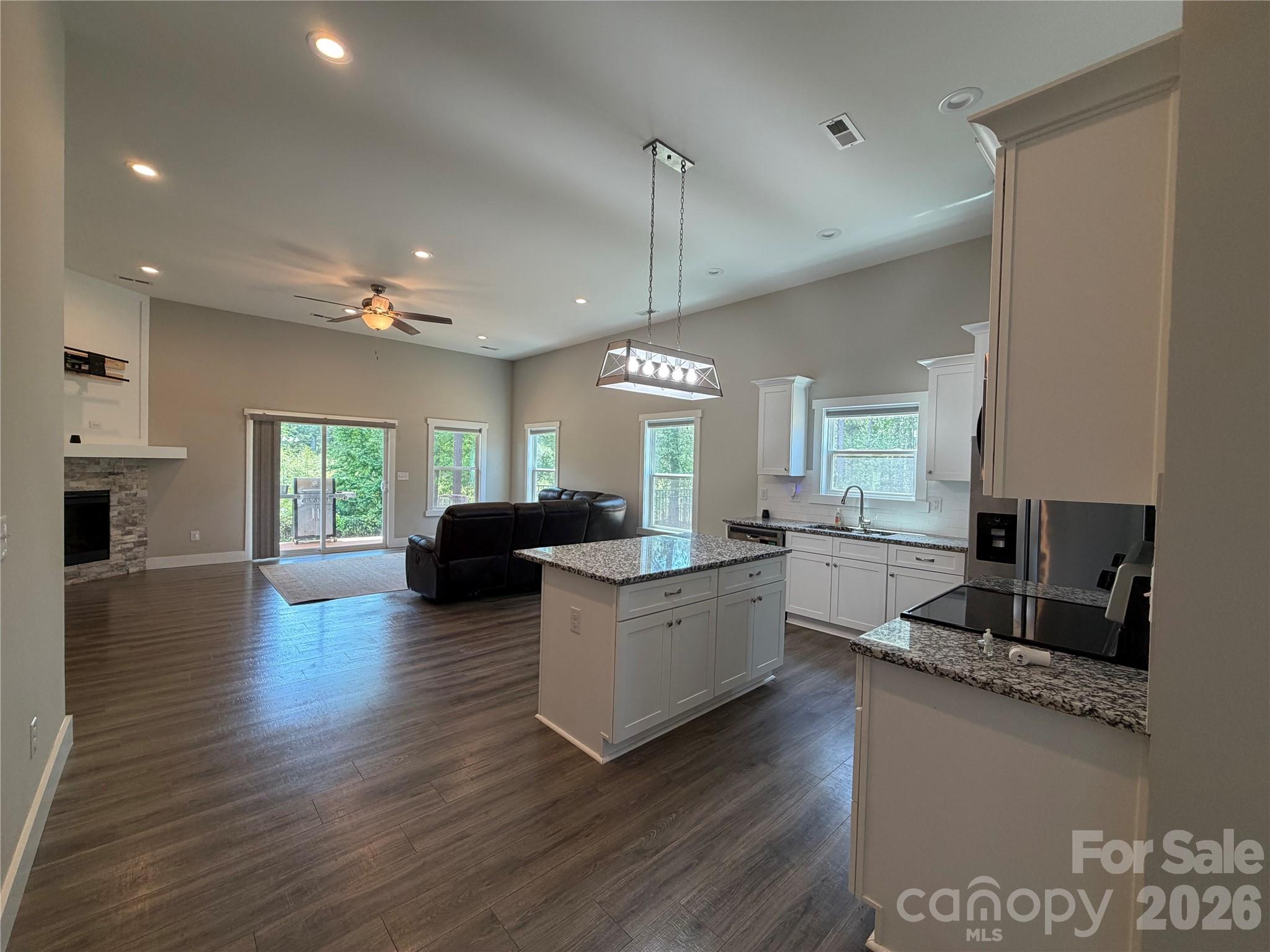 1473 Pleasant School Road — Gaffney