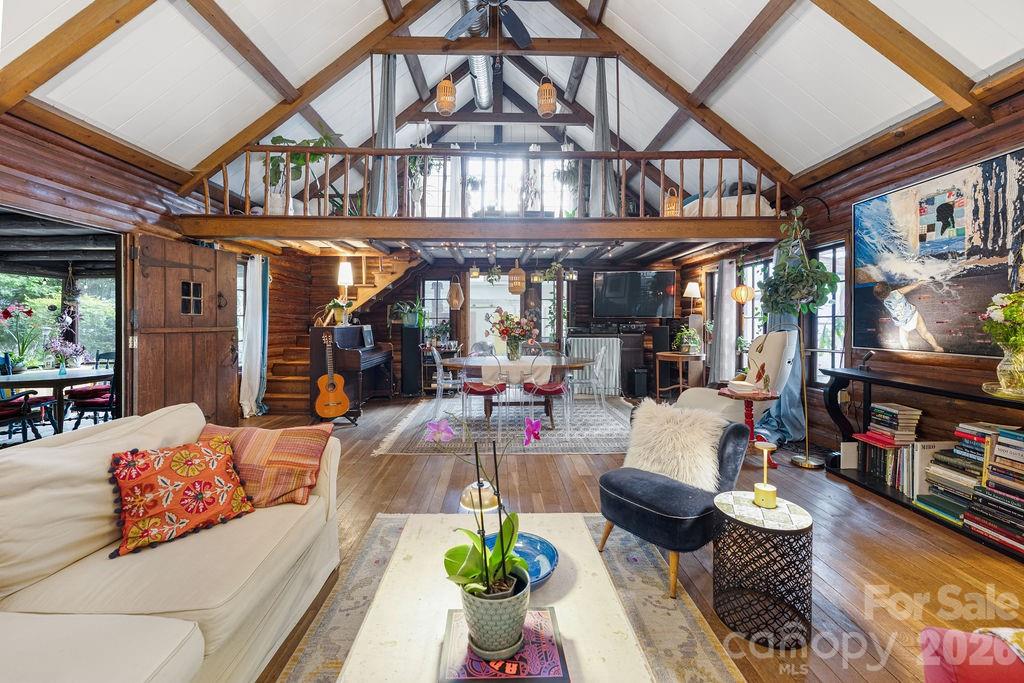 2107 Mandarin Boulevard — Charlotte