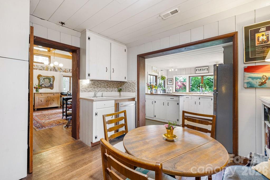 2107 Mandarin Boulevard — Charlotte