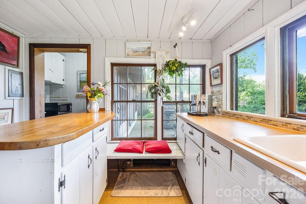 2107 Mandarin Boulevard — Charlotte