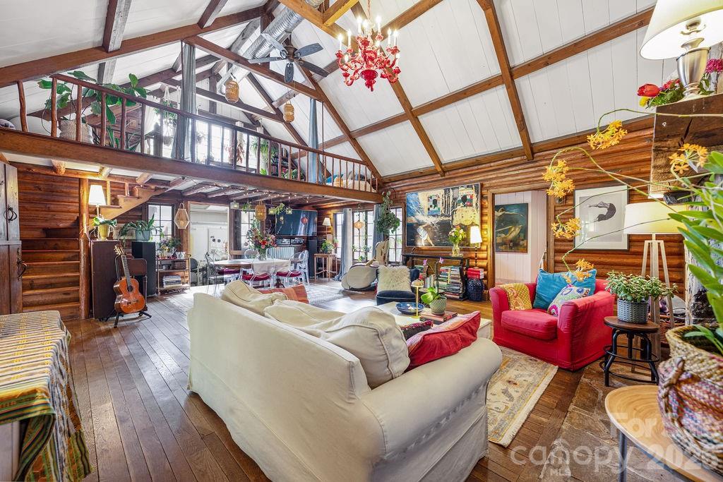 2107 Mandarin Boulevard — Charlotte