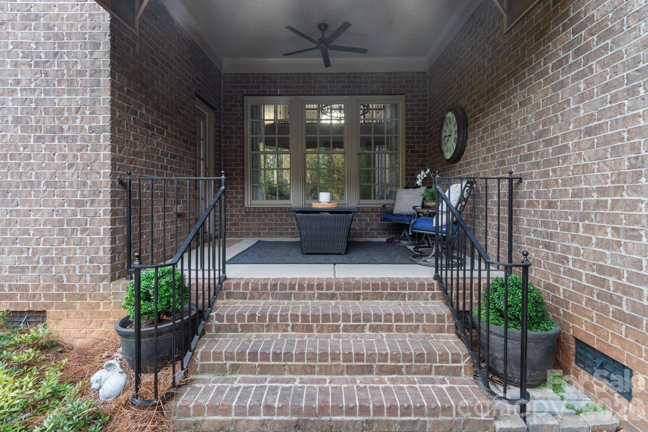 2817 Bevis Lane — Waxhaw