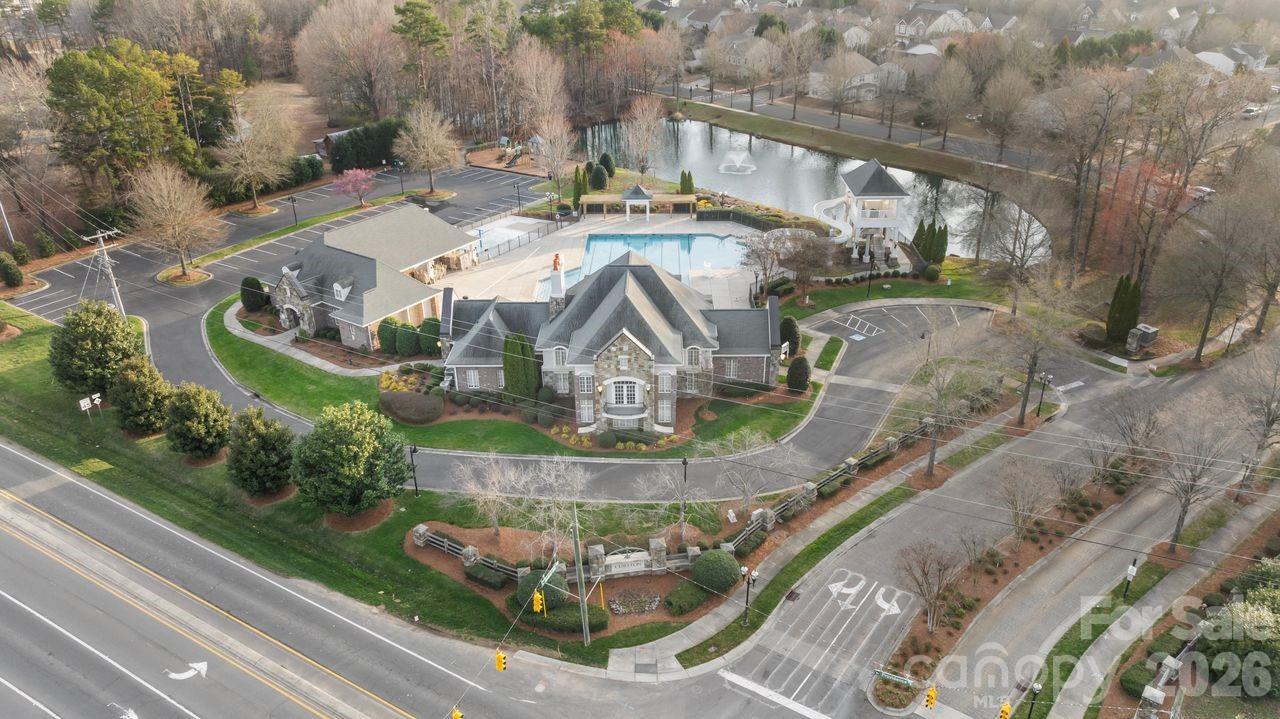 2817 Bevis Lane — Waxhaw
