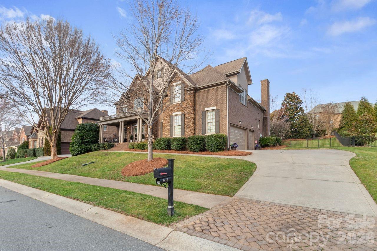 2817 Bevis Lane — Waxhaw