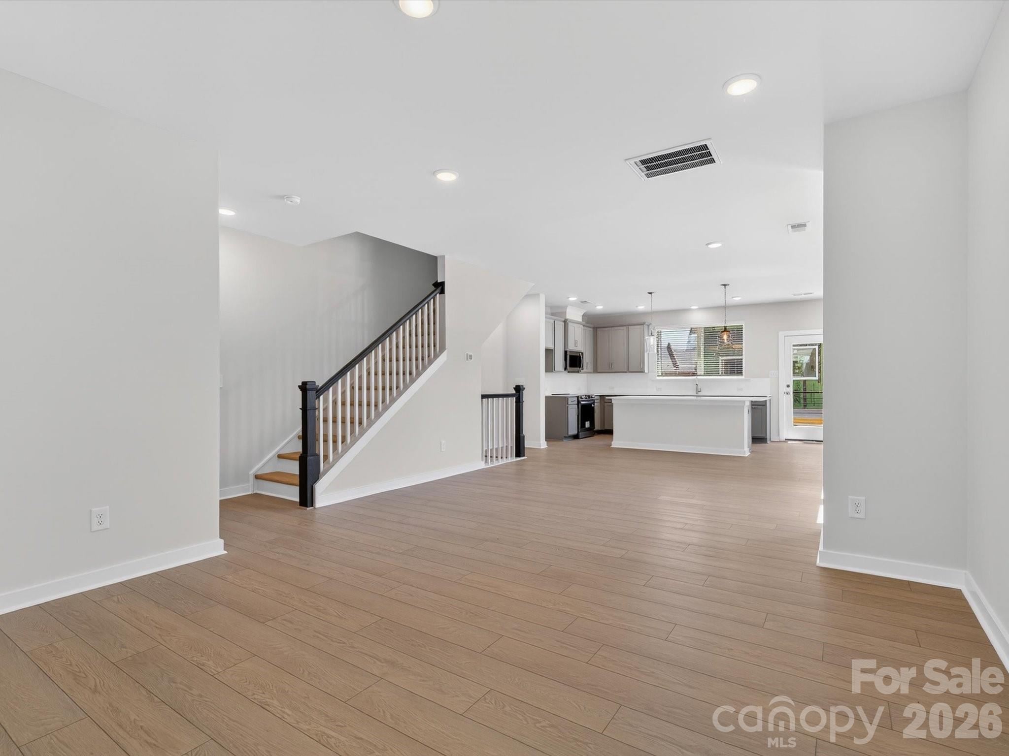 1534 Lithium Lane — Charlotte