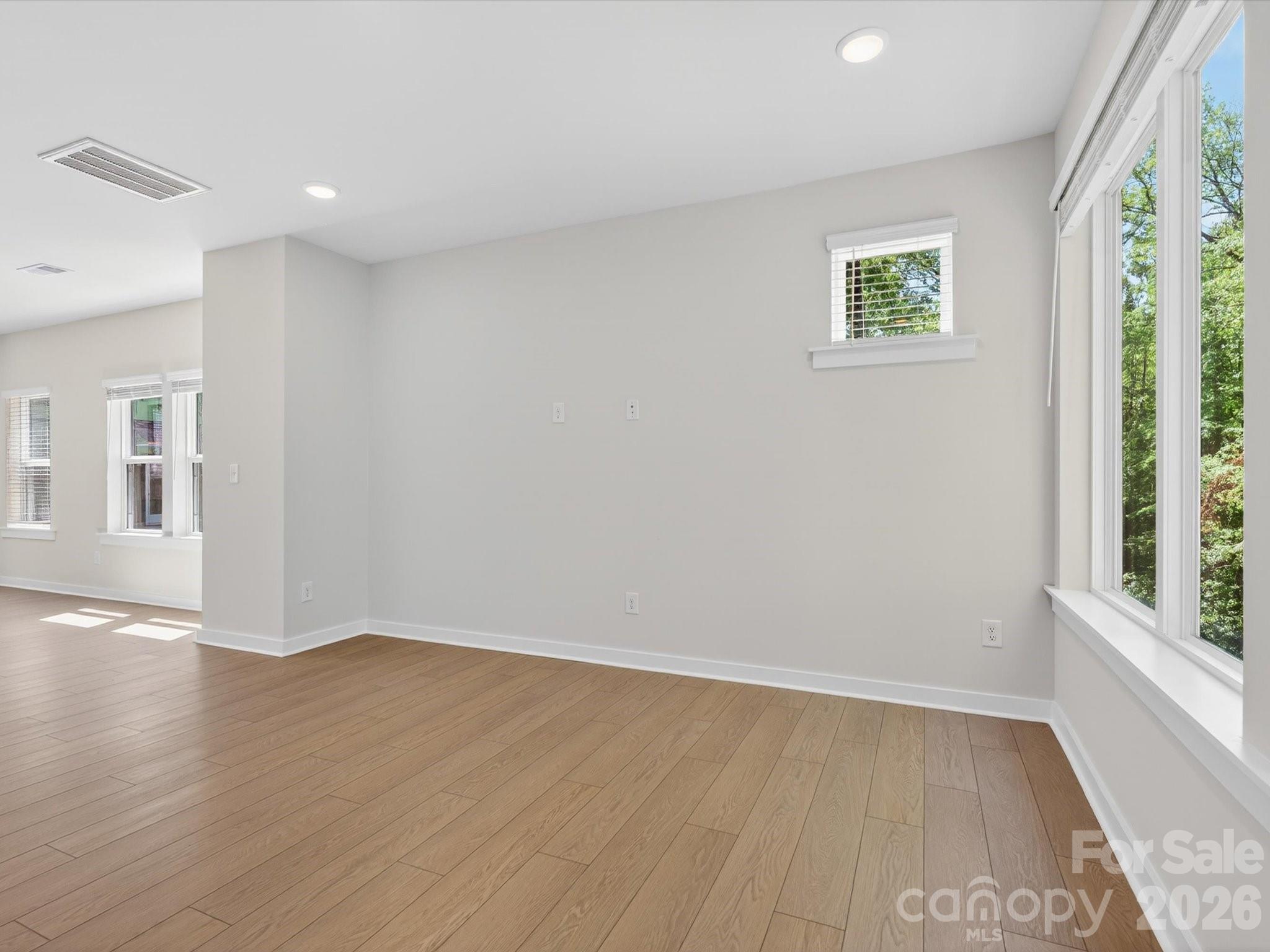 1534 Lithium Lane — Charlotte