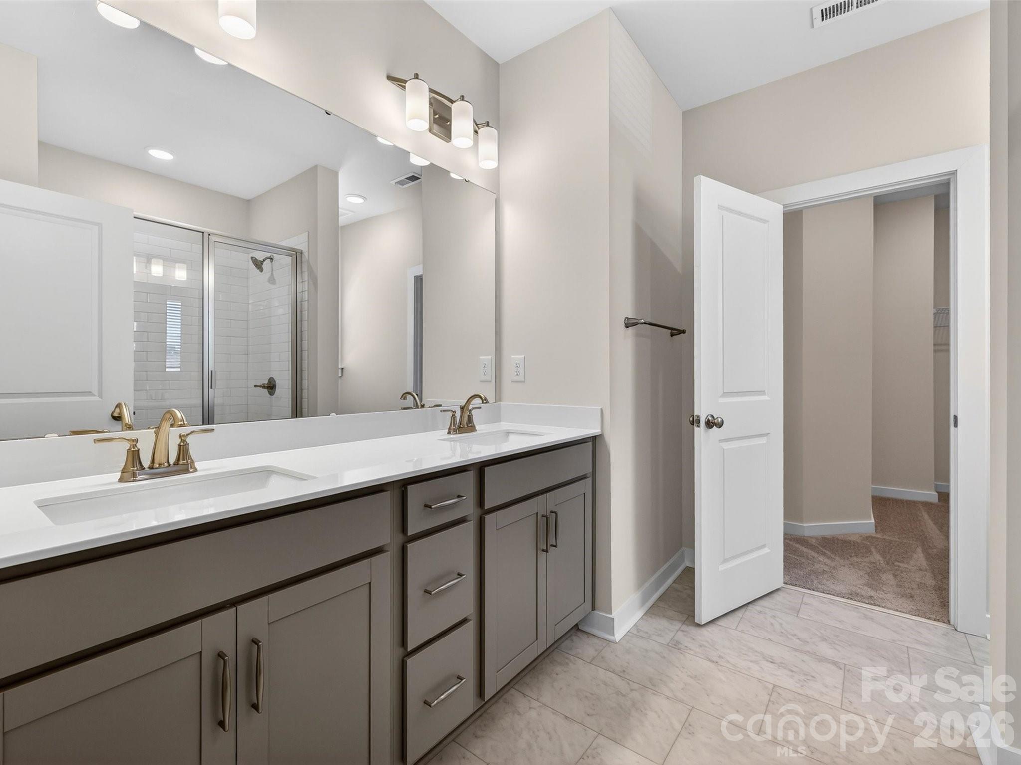 1534 Lithium Lane — Charlotte