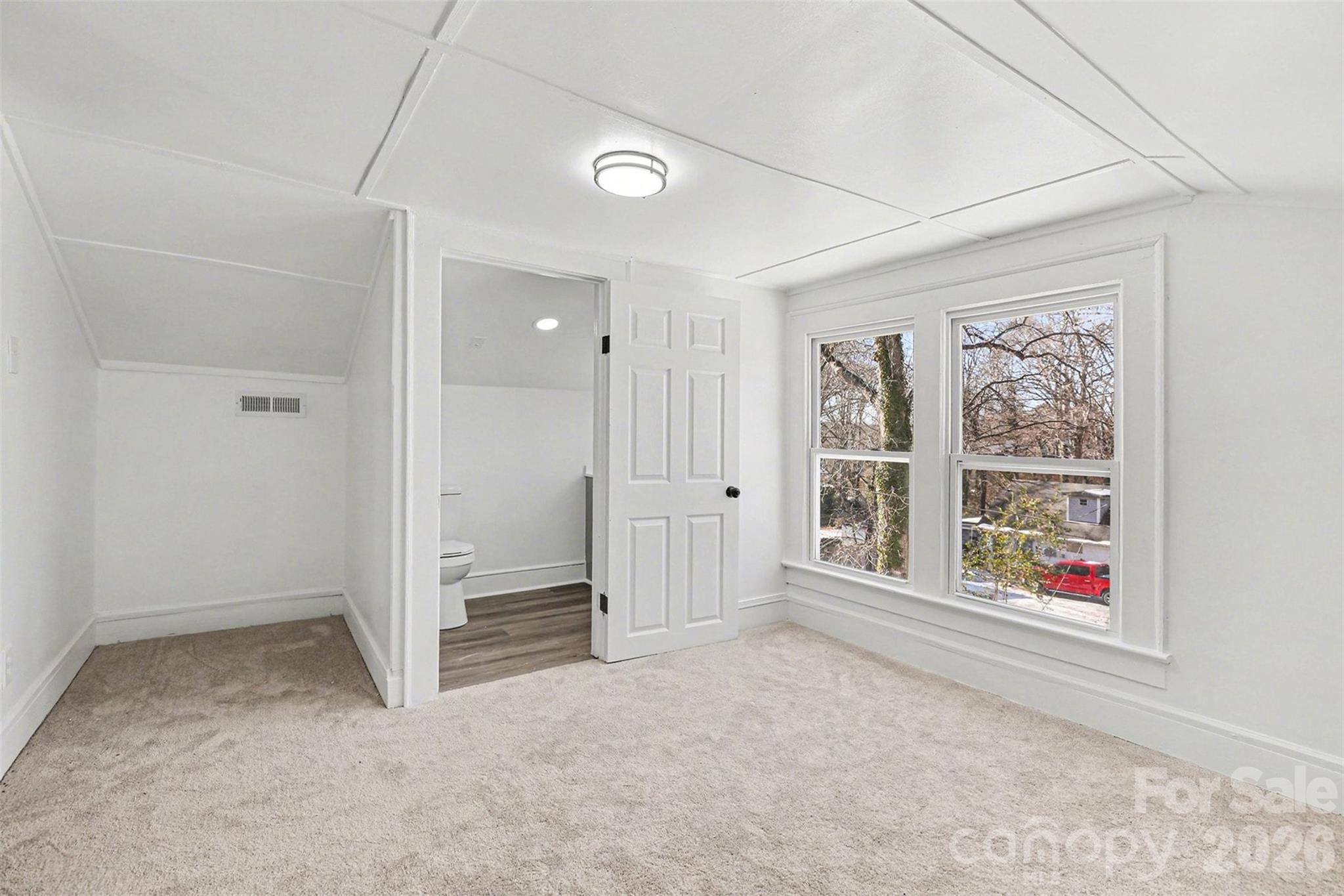 1013 Ridge Avenue — Gastonia