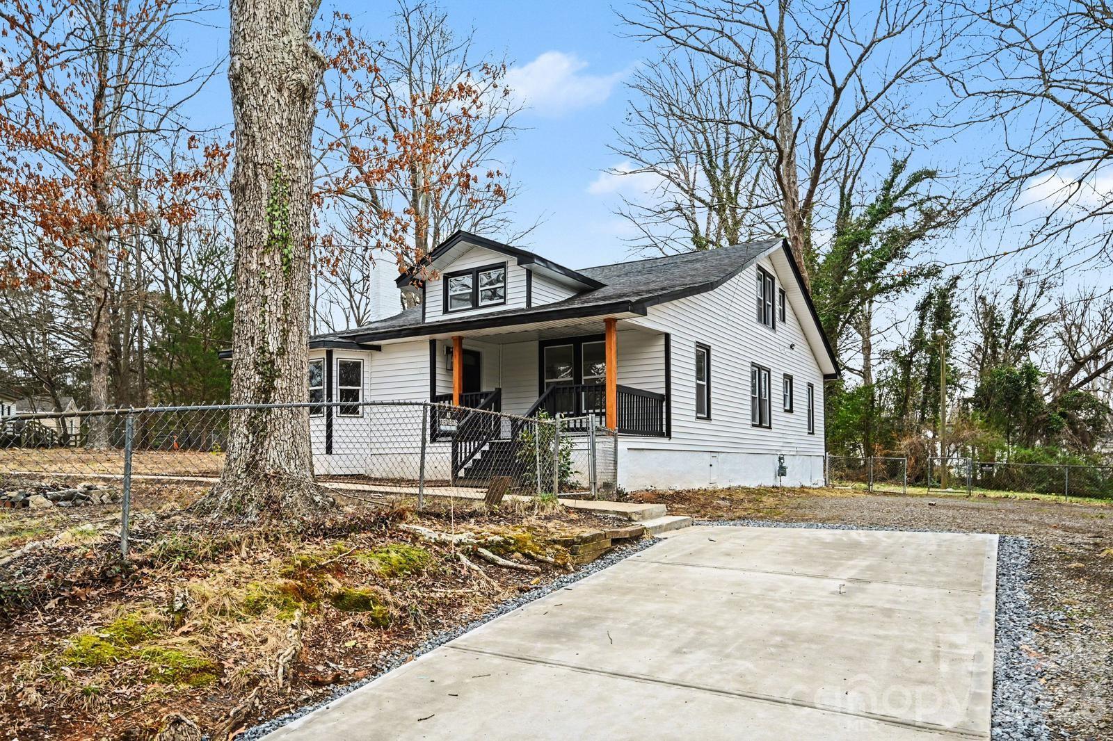 1013 Ridge Avenue — Gastonia