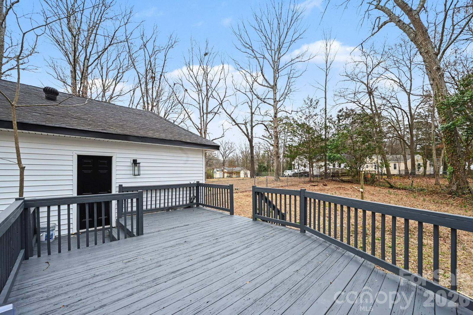 1013 Ridge Avenue — Gastonia