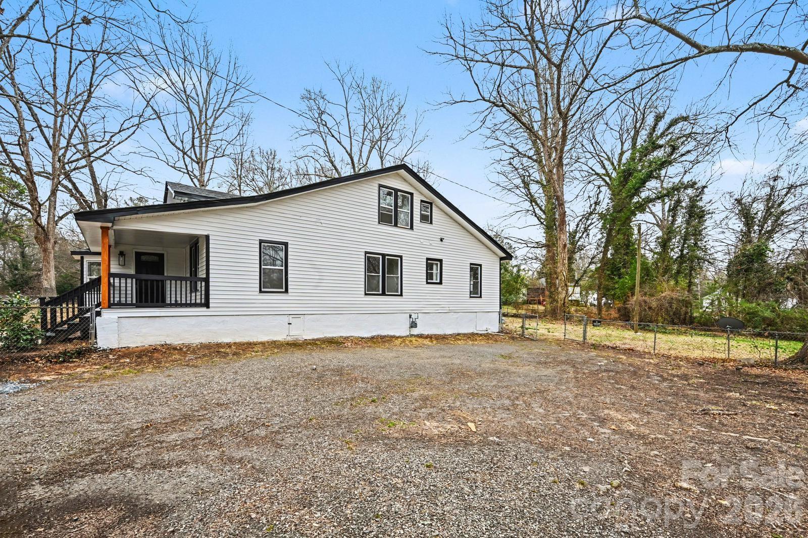 1013 Ridge Avenue — Gastonia
