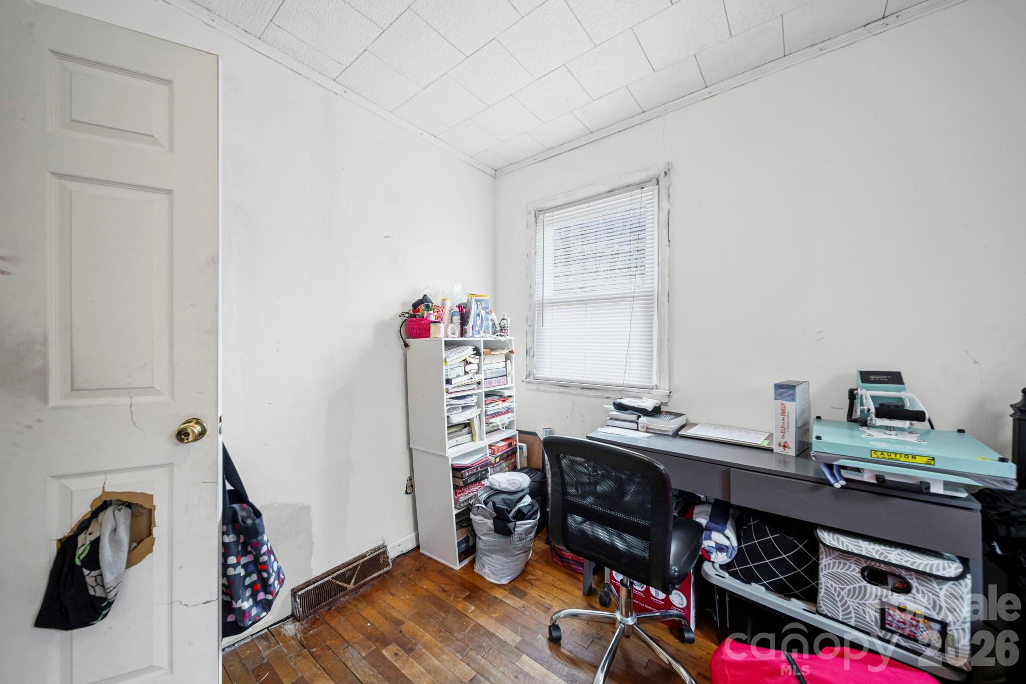 525 Stanley Street — Troy
