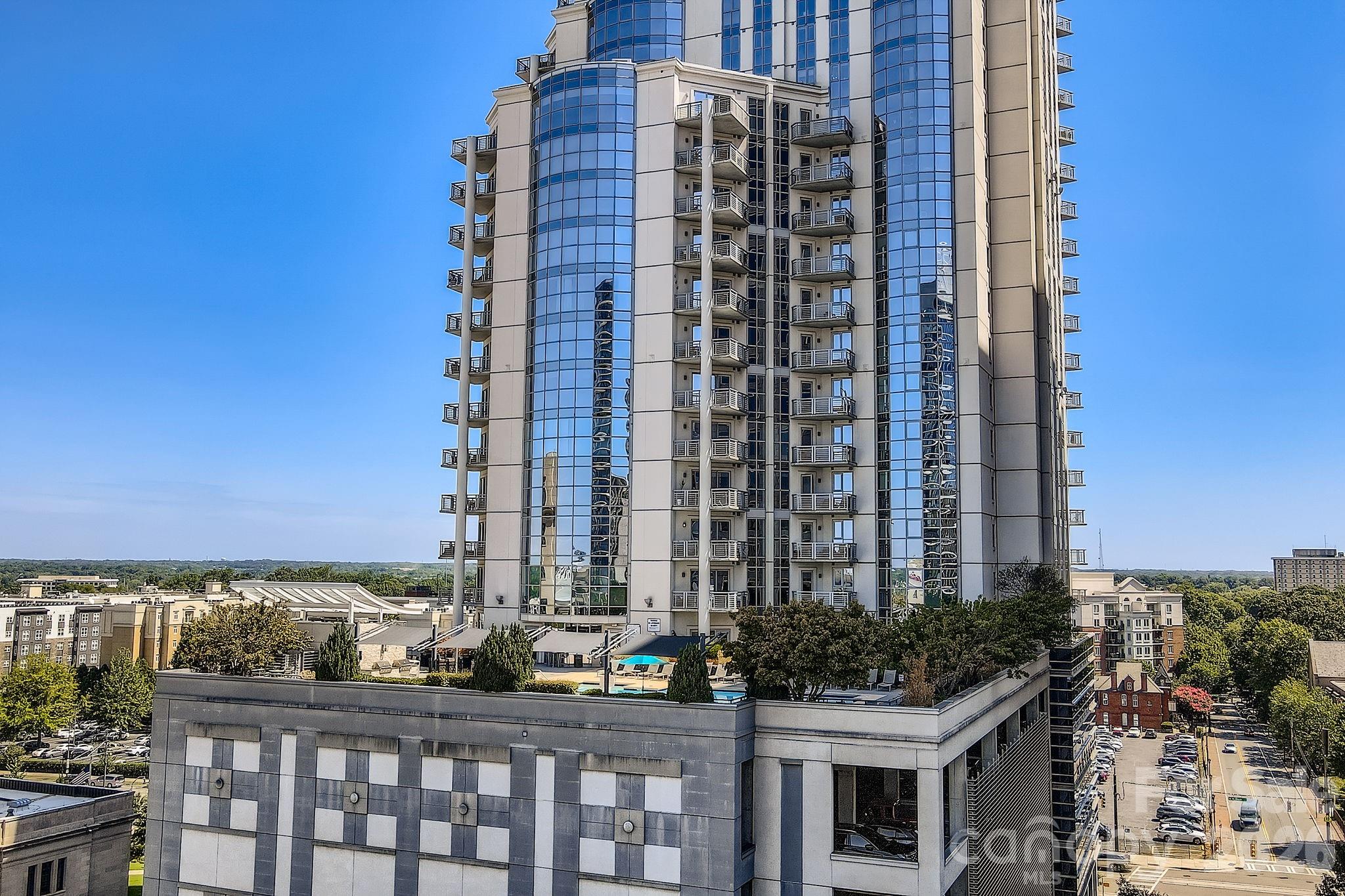 333 W Trade Street W #708 — Charlotte