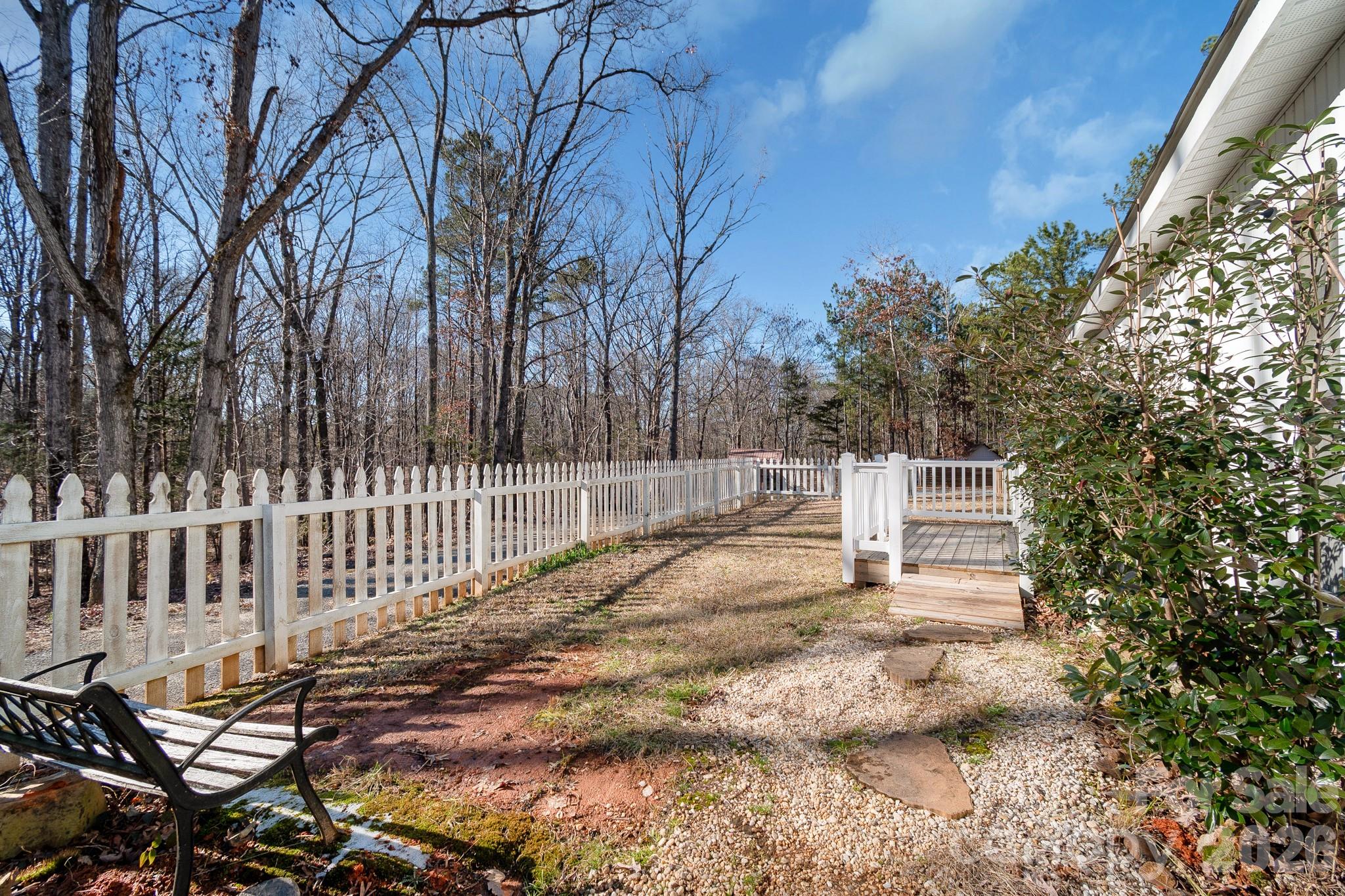 619 Hubbard Drive — Lancaster