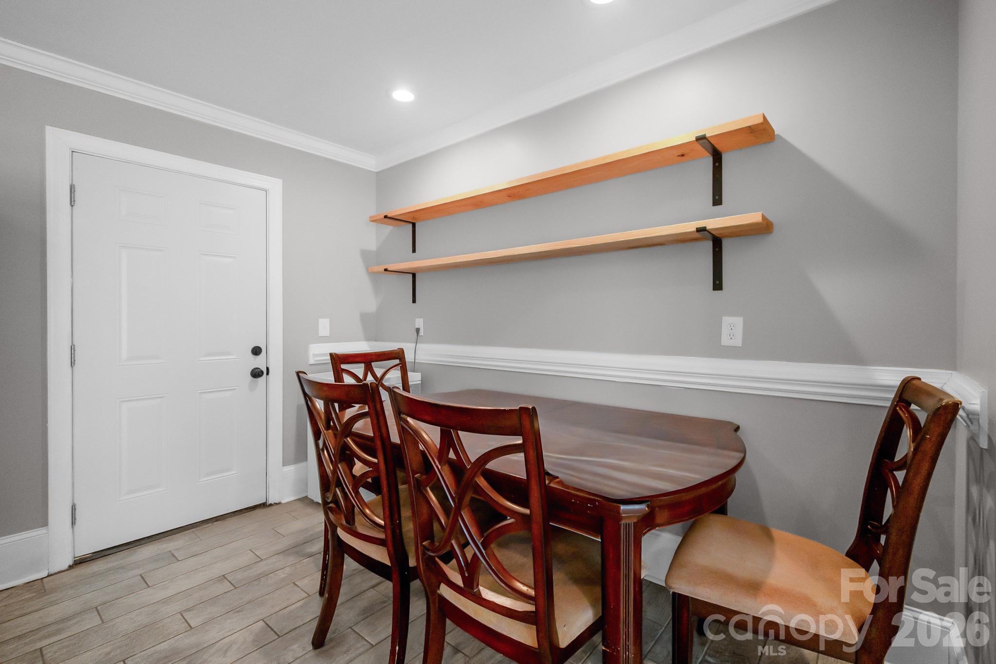 619 Hubbard Drive — Lancaster