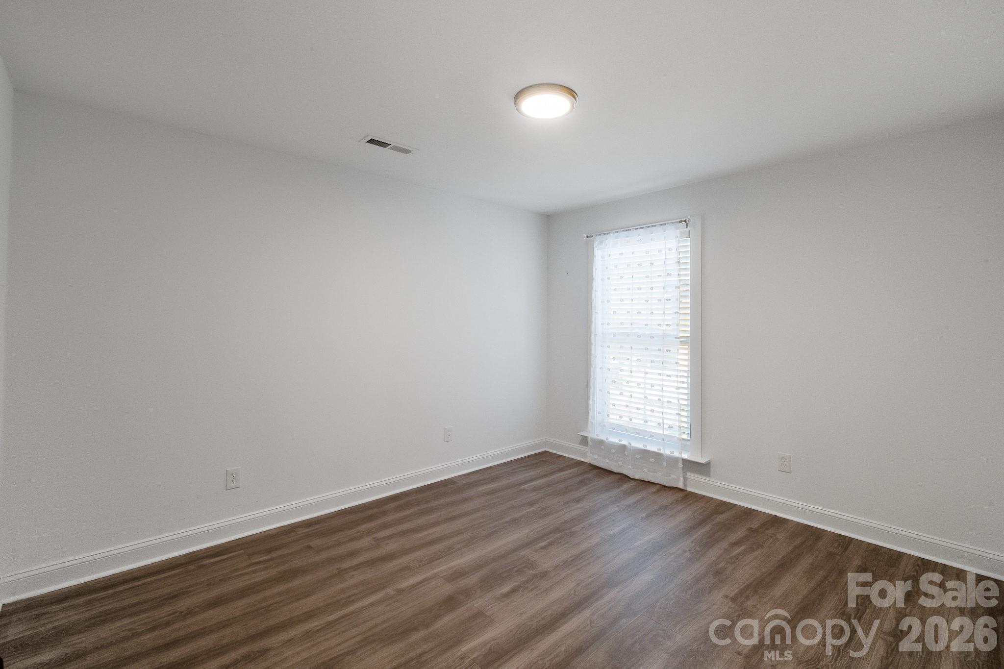 619 Hubbard Drive — Lancaster