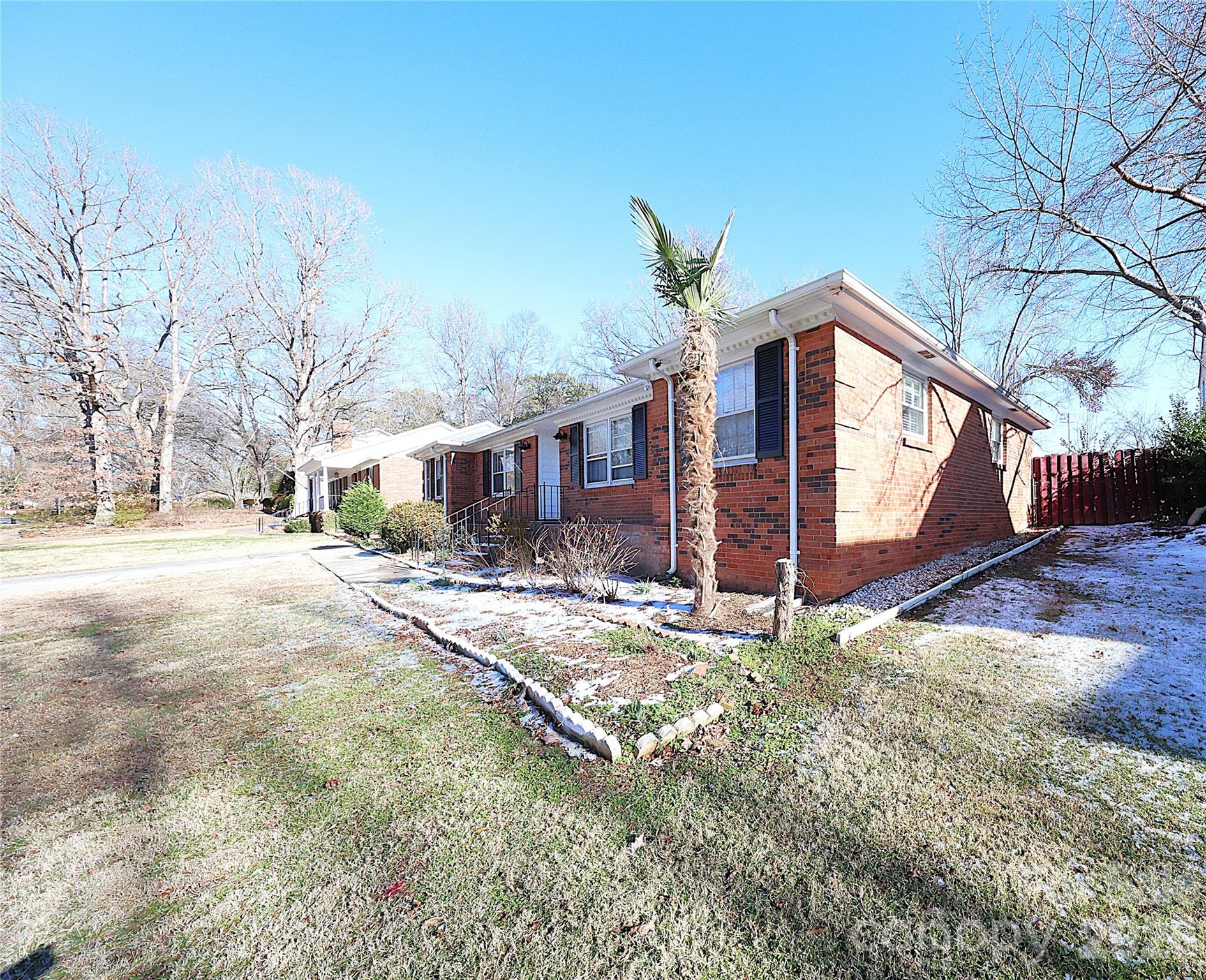 6625 Old Post Road — Charlotte