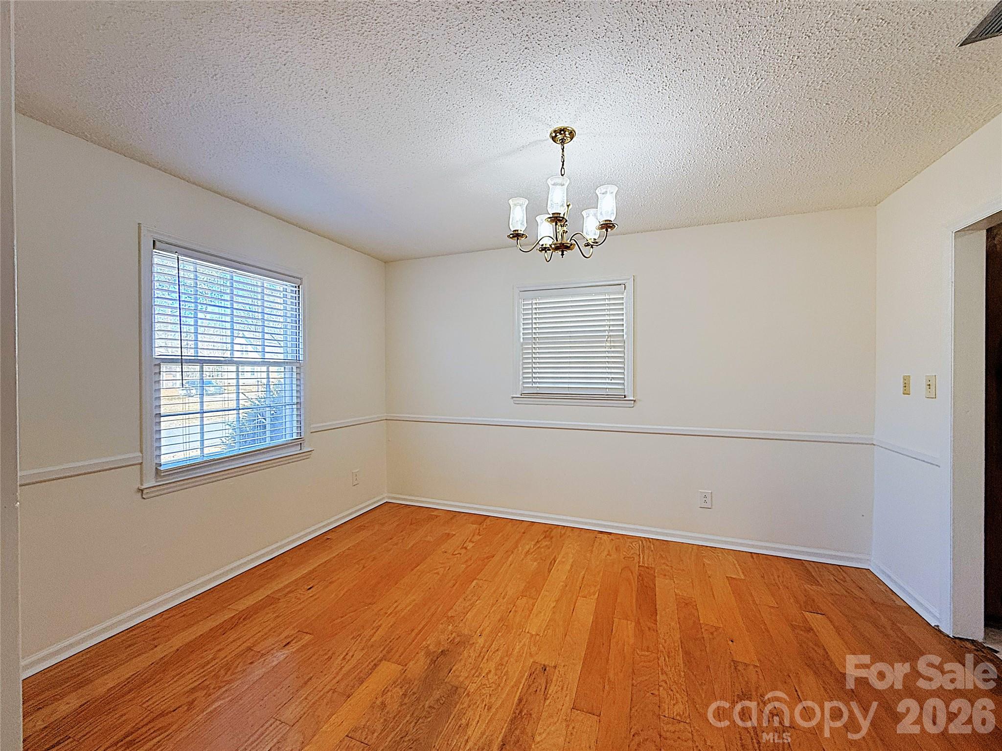 6625 Old Post Road — Charlotte