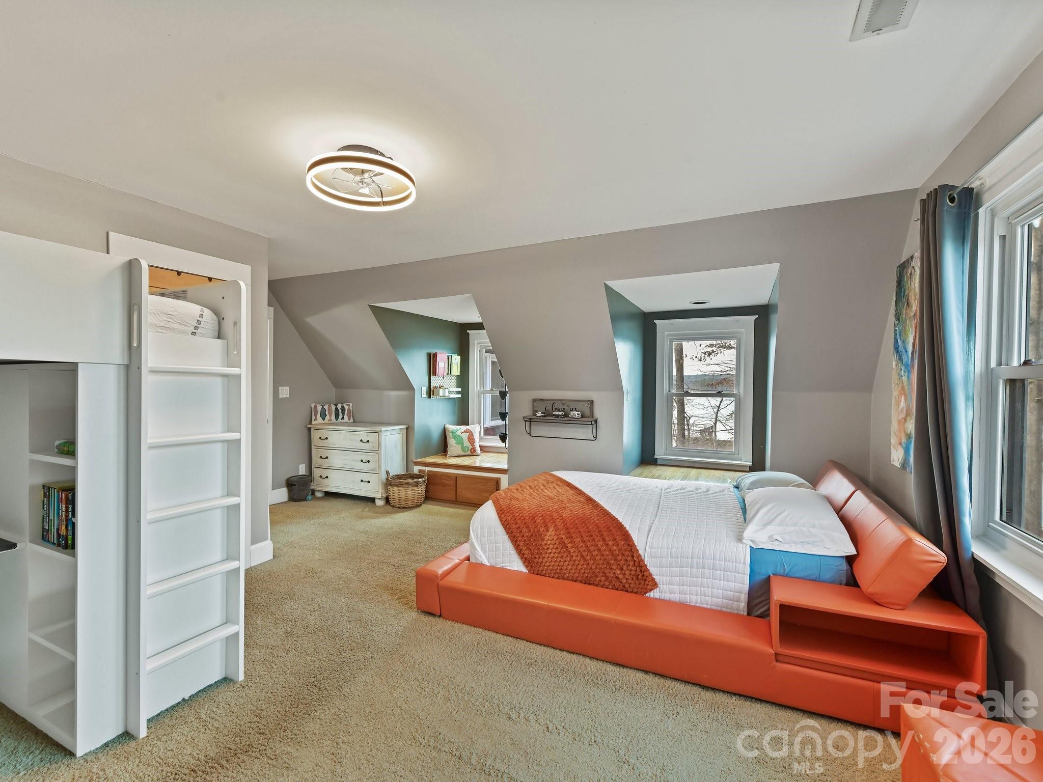 5401 Mountain Point Lane — Charlotte