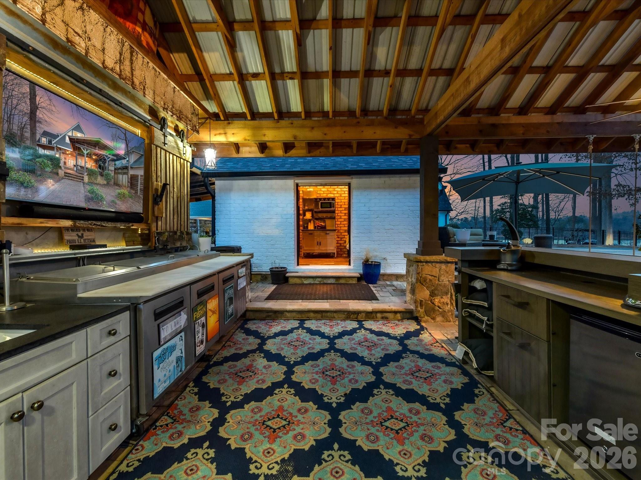 5401 Mountain Point Lane — Charlotte