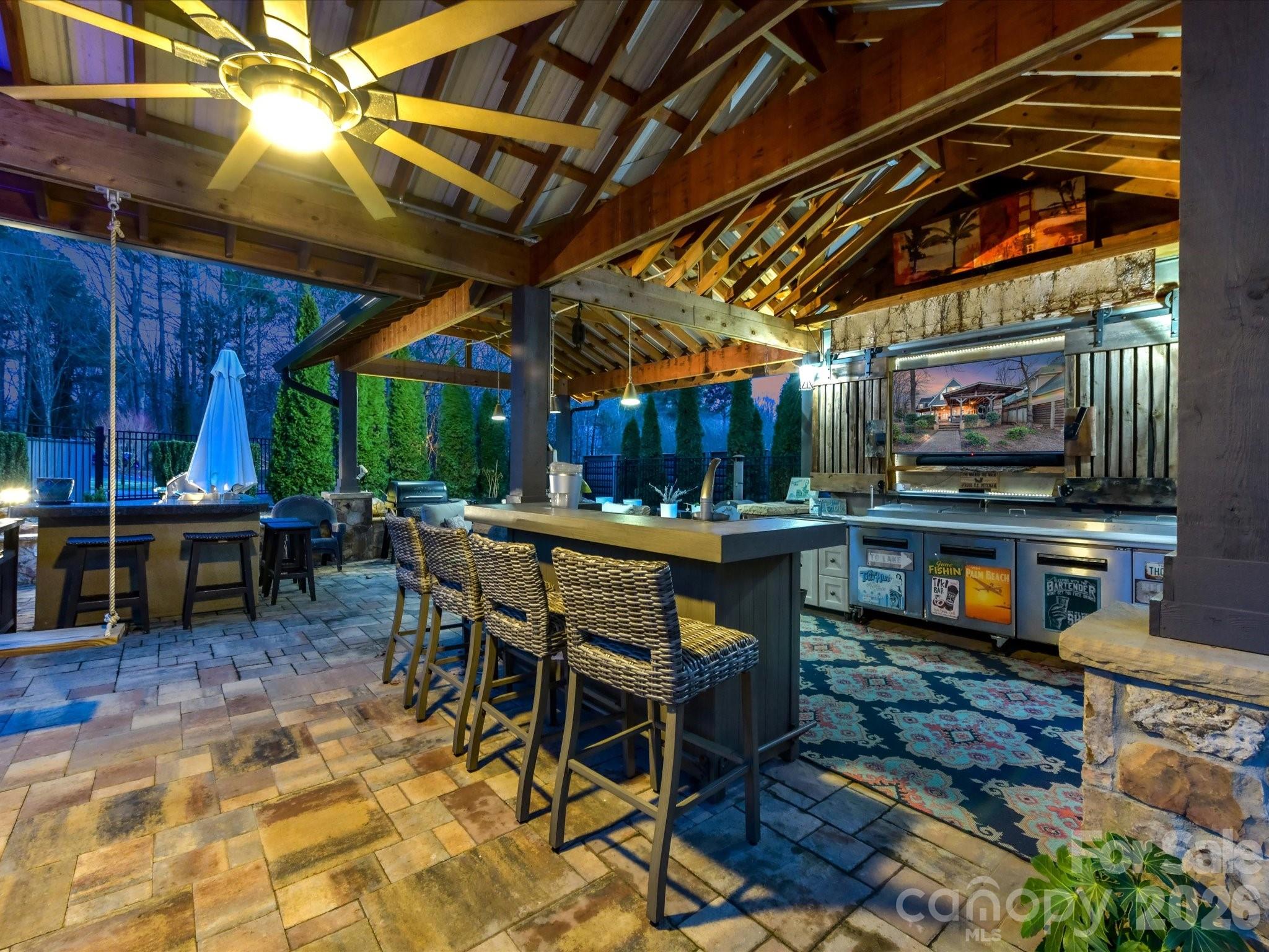 5401 Mountain Point Lane — Charlotte