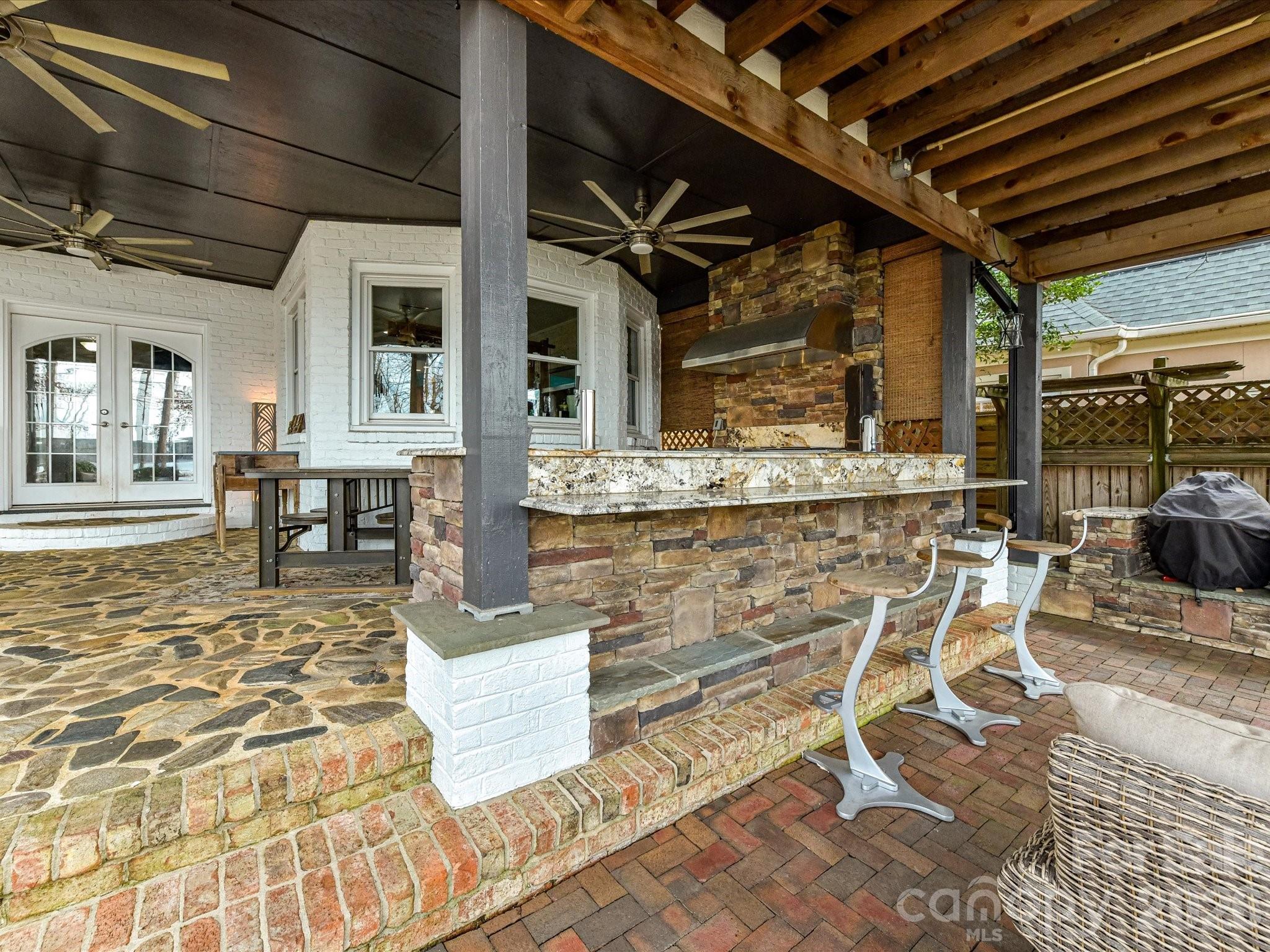 5401 Mountain Point Lane — Charlotte